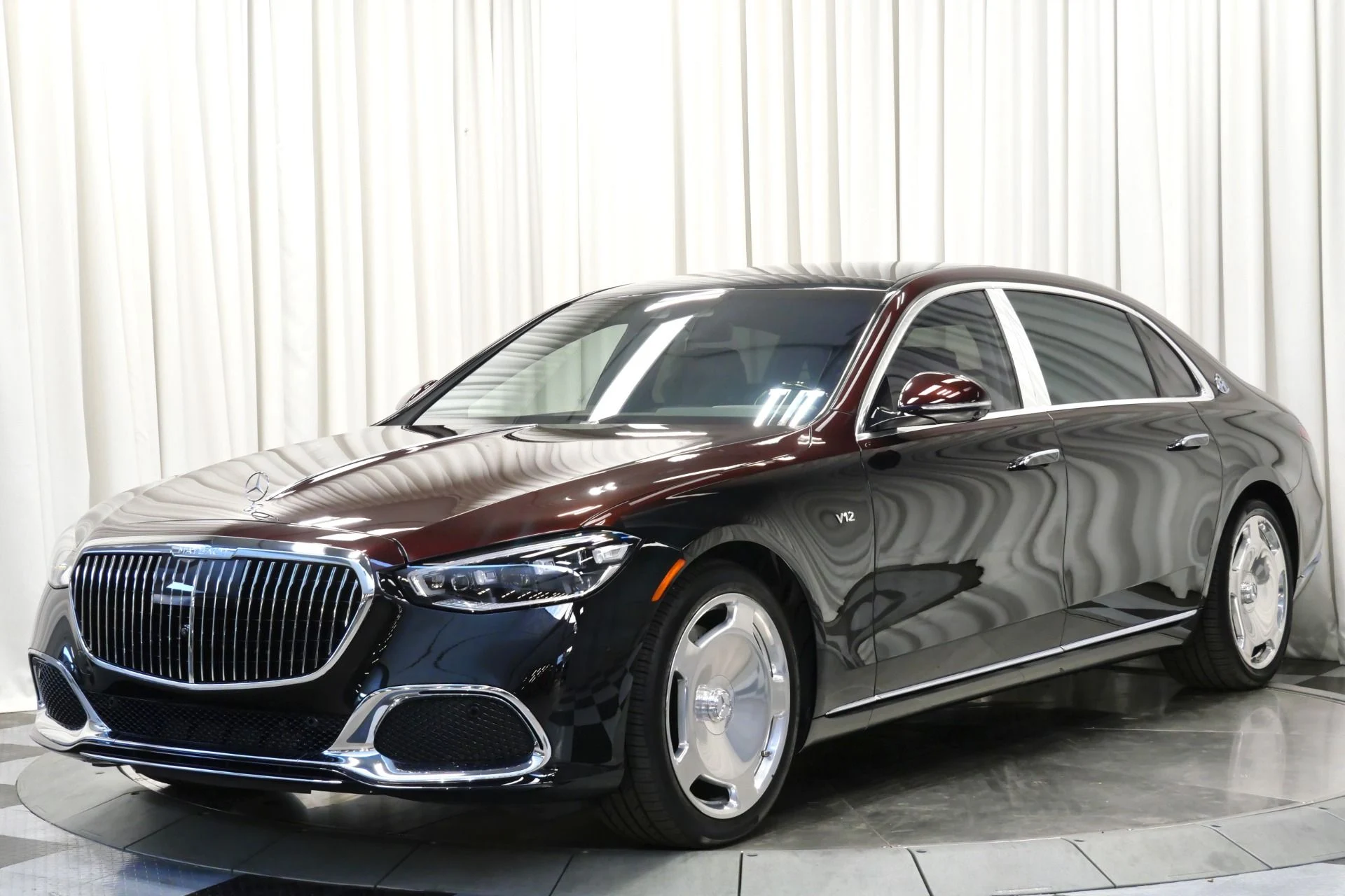 mph004_867255637_Used_2023_Mercedes_Benz_Mercedes_Maybach_S_680_1758656012_e0a3e2ad1b