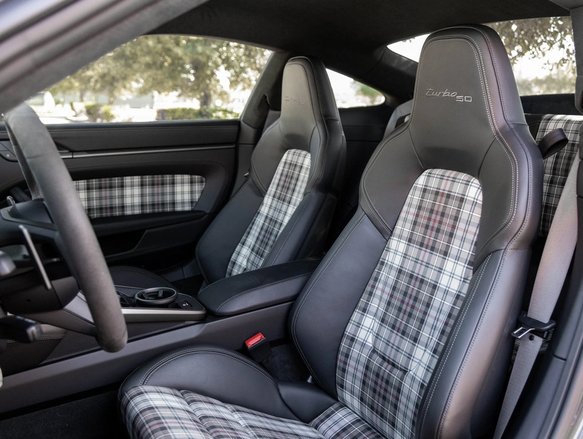 mph004_868026694_5_12ae22999a