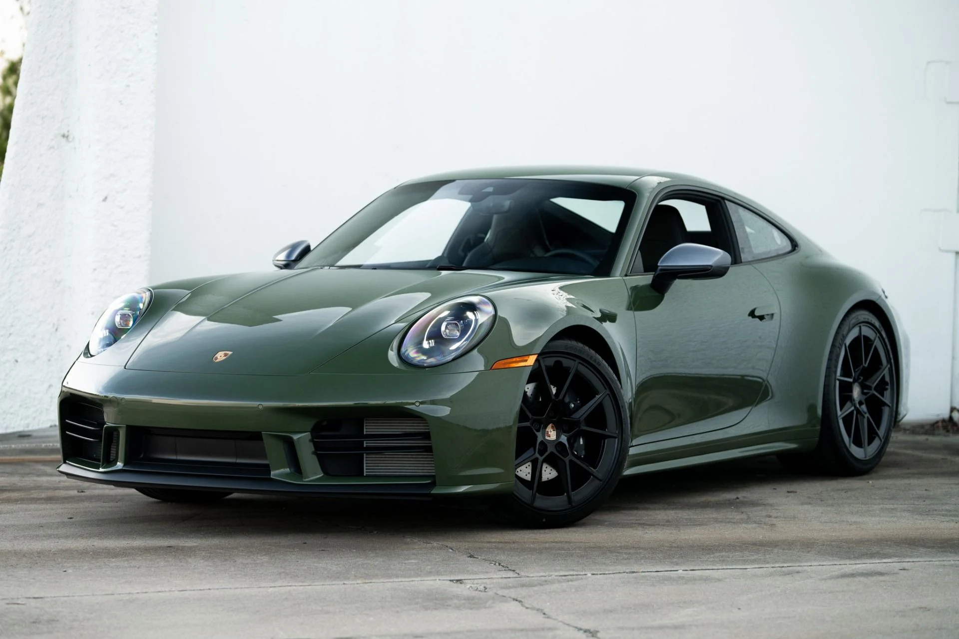 mph004_870491001_Used_2026_Porsche_911_Carrera_T_Carrera_T_1768421850_e9c72be8f3