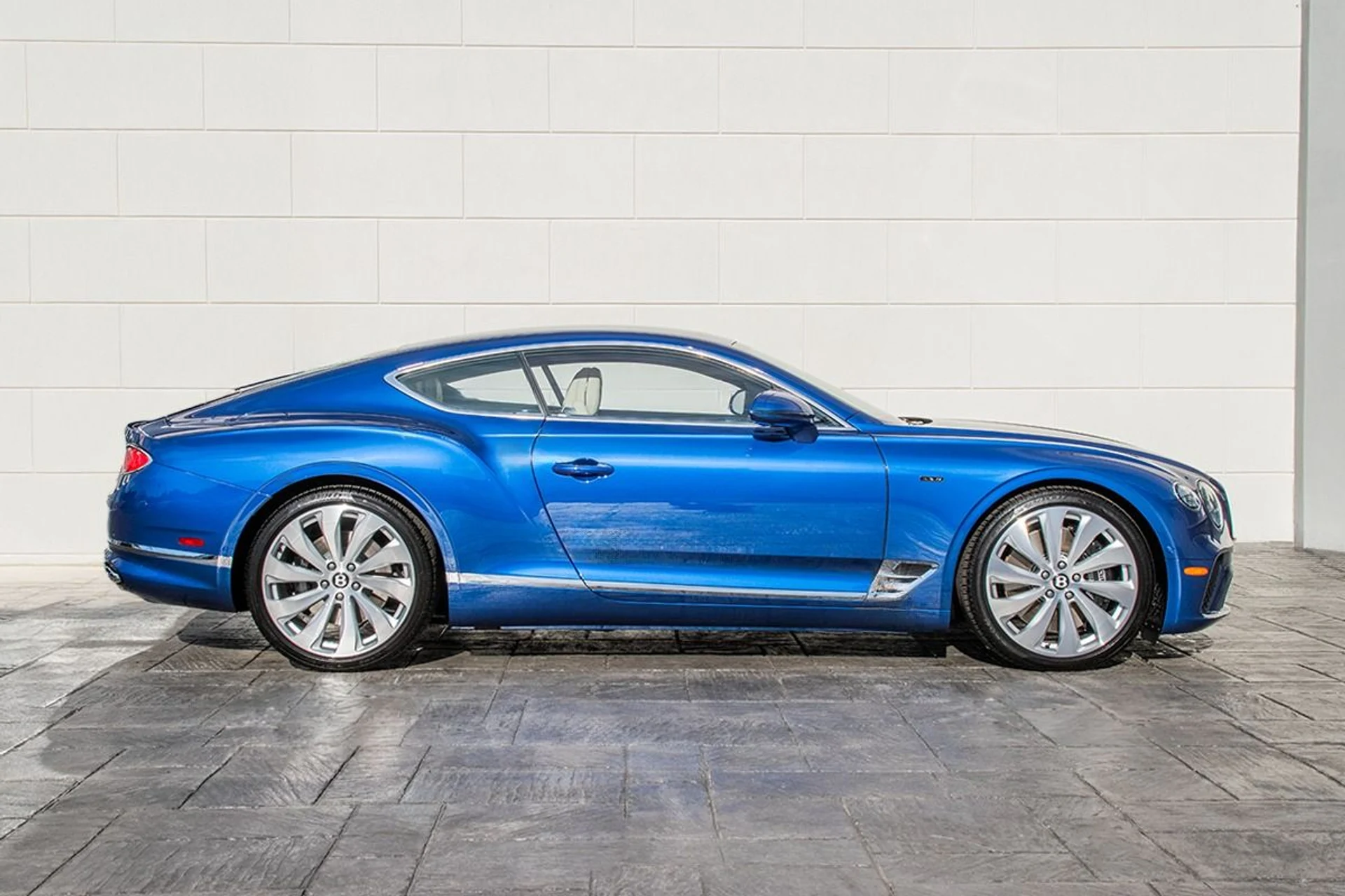 mph004_871383446_Used_2024_Bentley_Continental_GT_Edition_8_1764625683_aad50100ad