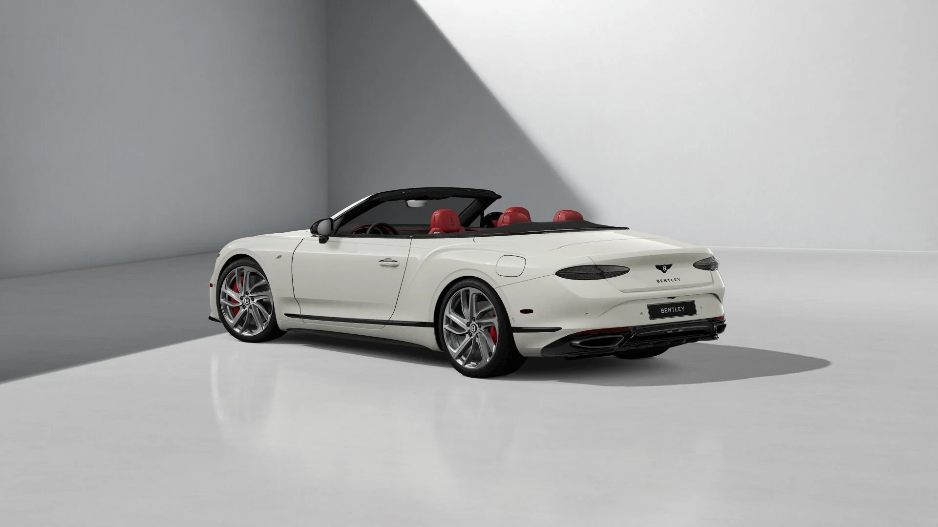 mph004_874194883_New_2026_Bentley_Continental_GT_S_1779136379_5bced156d0