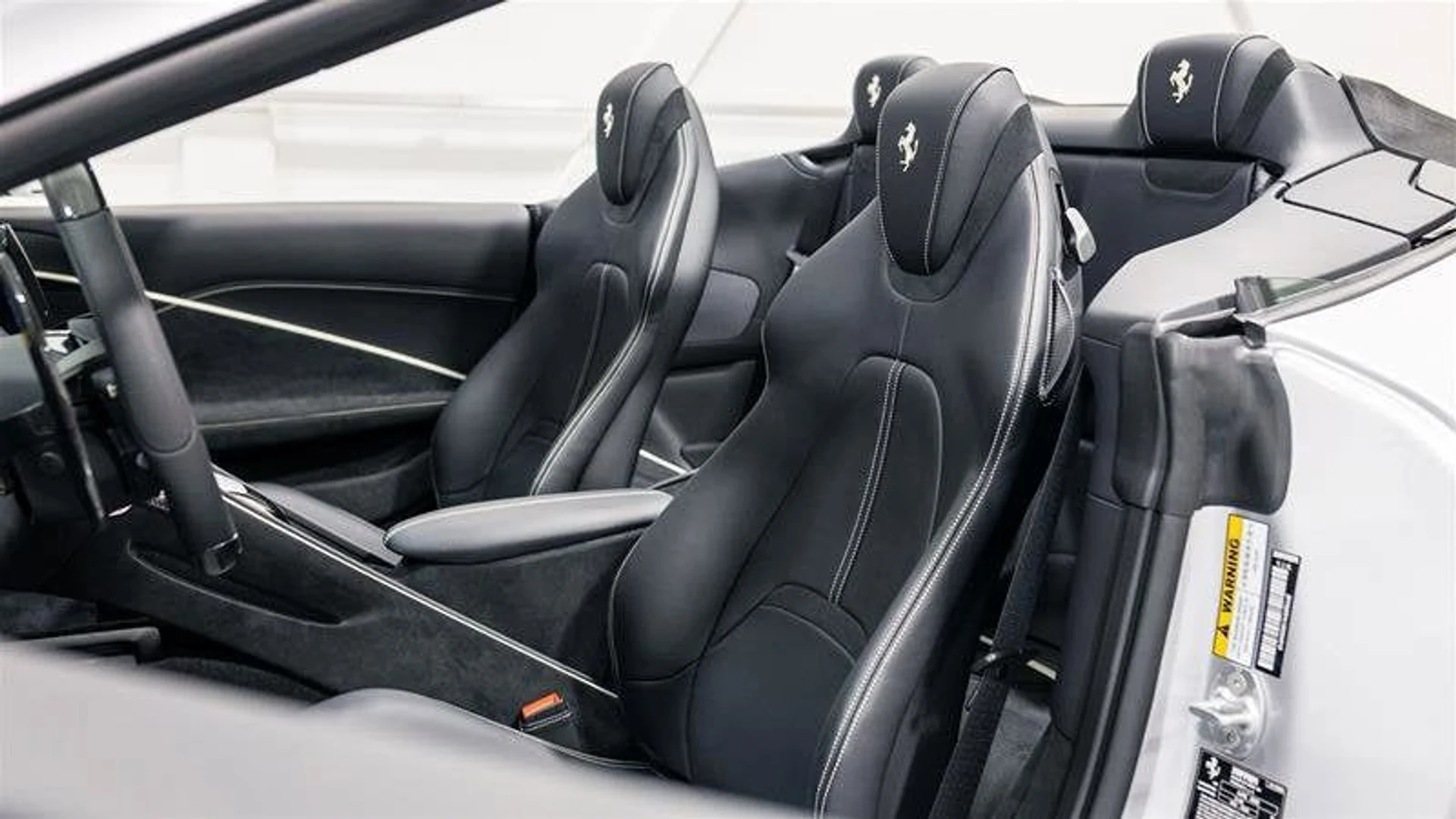 mph004_87569569_f21bc0b1740542078eaa0c384b9709bf_889af71cd8