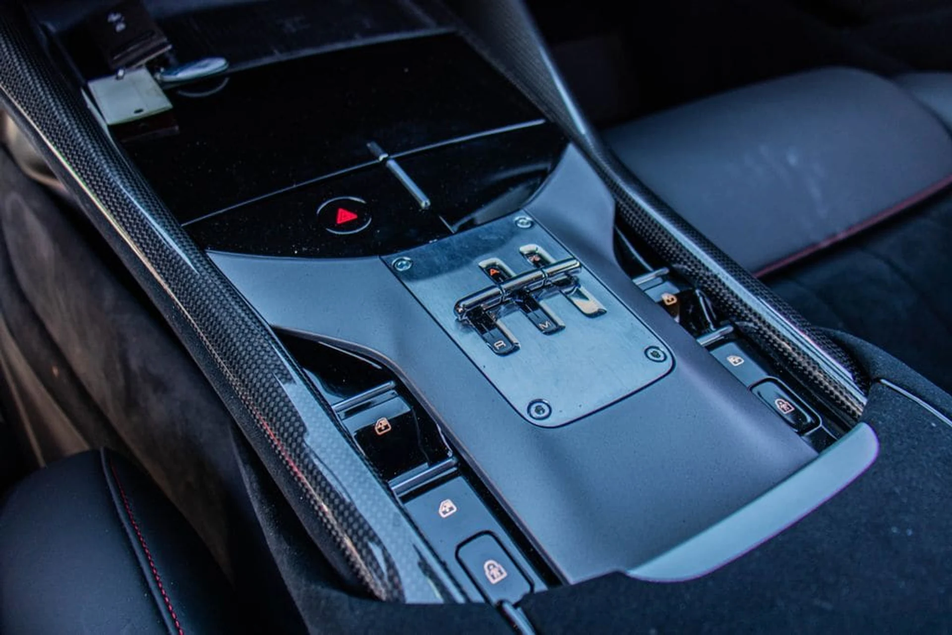 mph004_876479755_a20268403271a9a2a56a3d9851f20d4bx_dc7edcb599