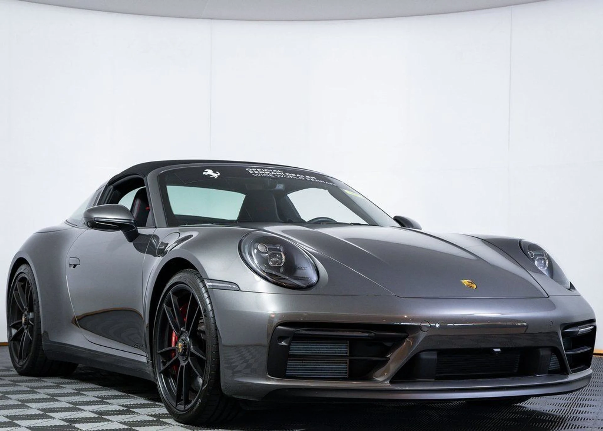 mph004_882912613_8a05768eabafcf99ca0887c67c16f638_5b26211d42