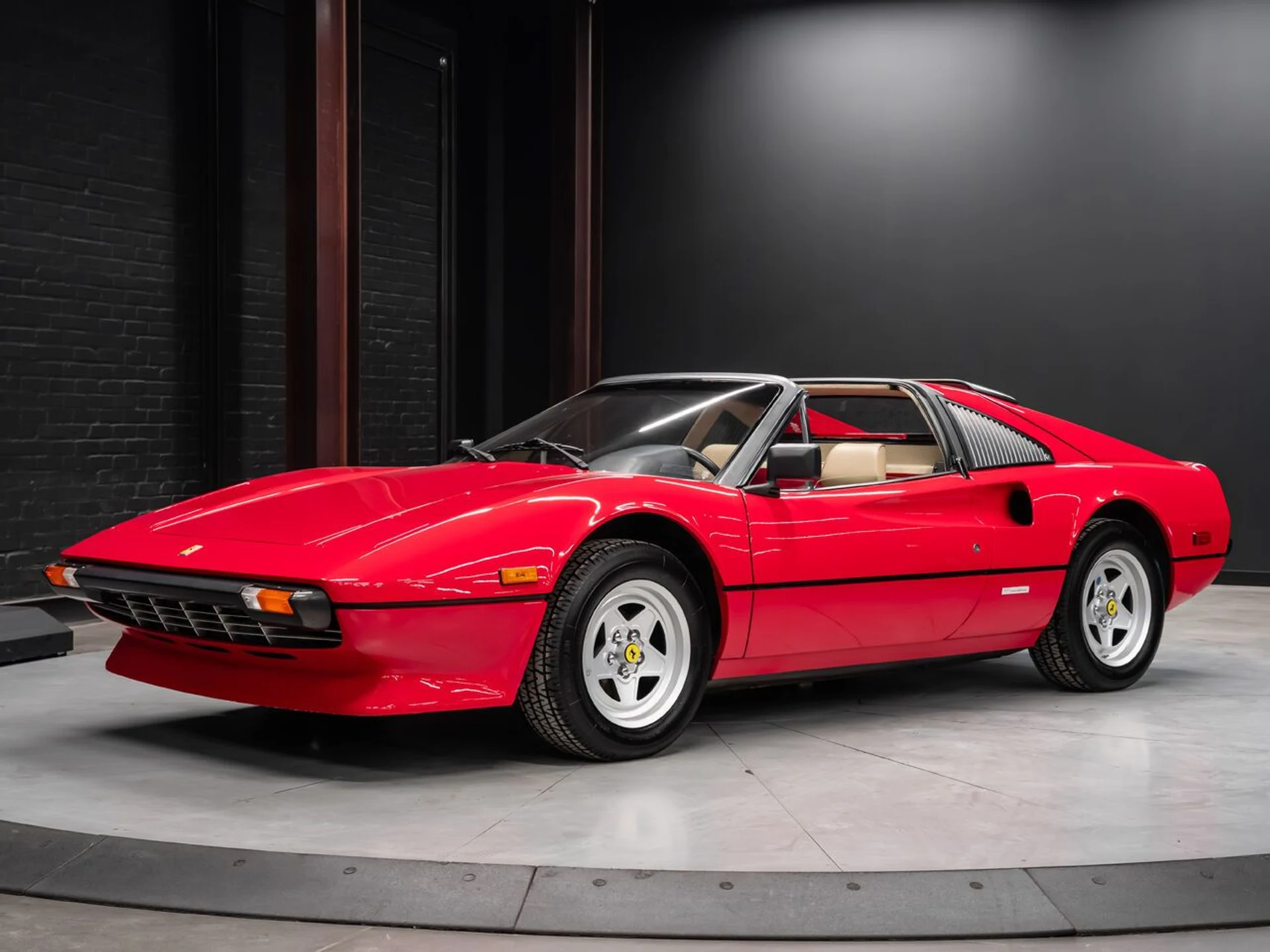 mph004_898440926_ferrari_308_gtsi_1982_81ba7a8b15