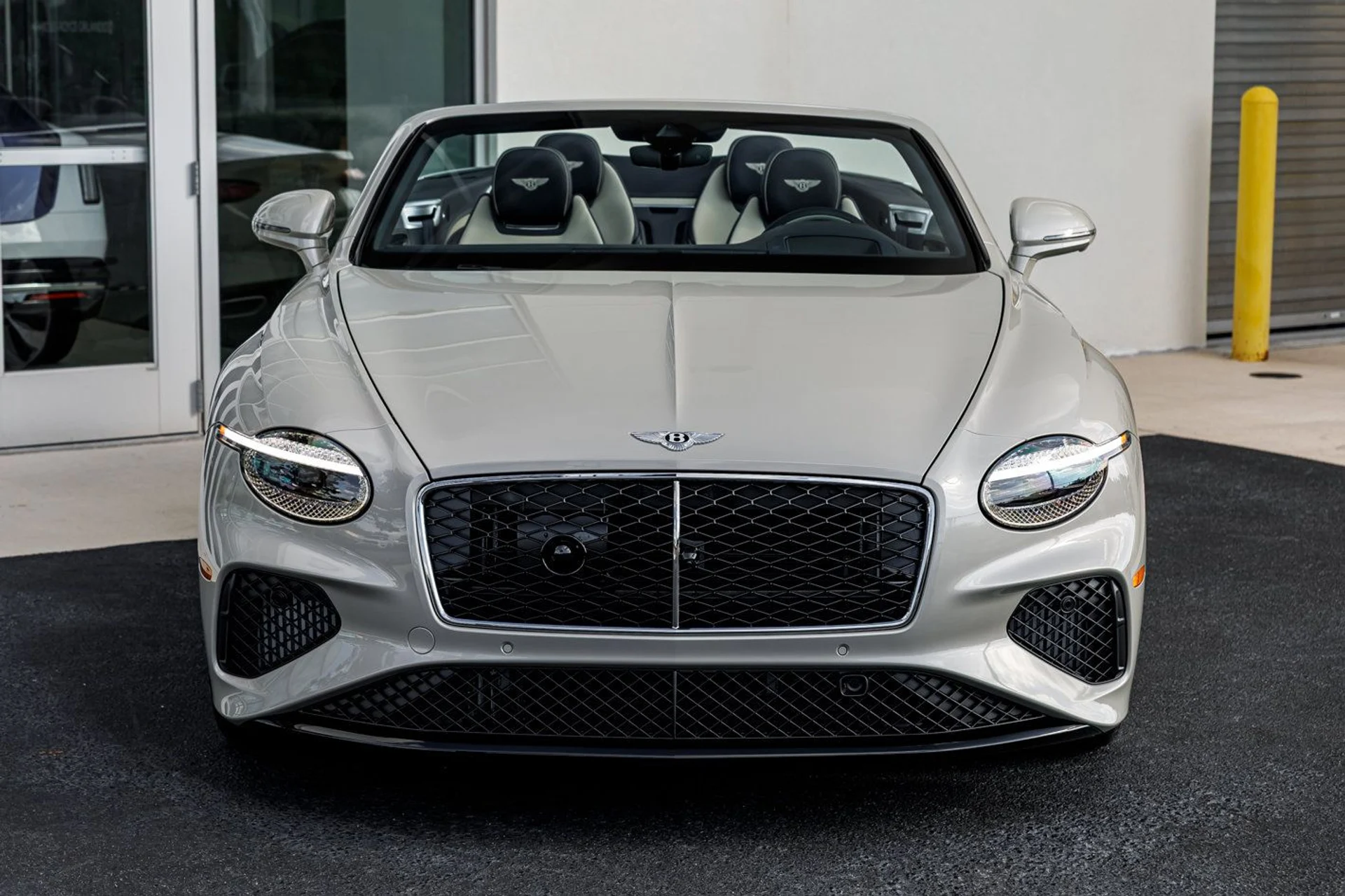 mph004_900064239_99291b43221ab9e7fee5b012f2d40d50x_b5c3ee6df1