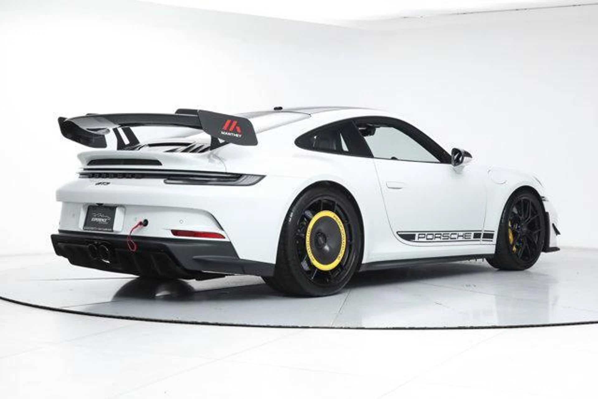 mph004_900178436_M_Ex_Z4b_EZ_0s_V_Dcn_N0lr_Kudf_IZ_So_4dac8f0c14