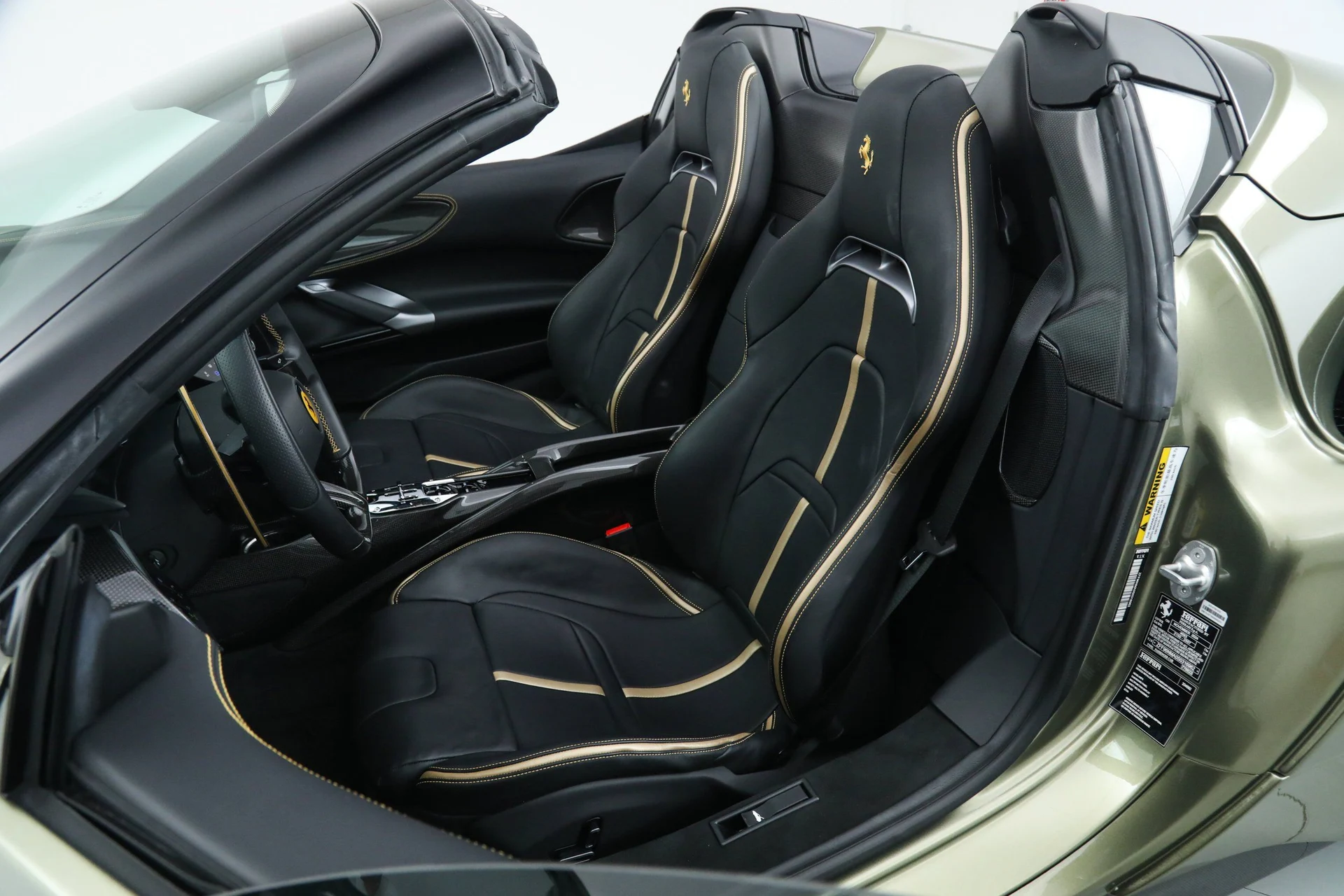 mph004_904893314_a8fa49c912aec2b40e4598be3bcb94f4_416bd2d771