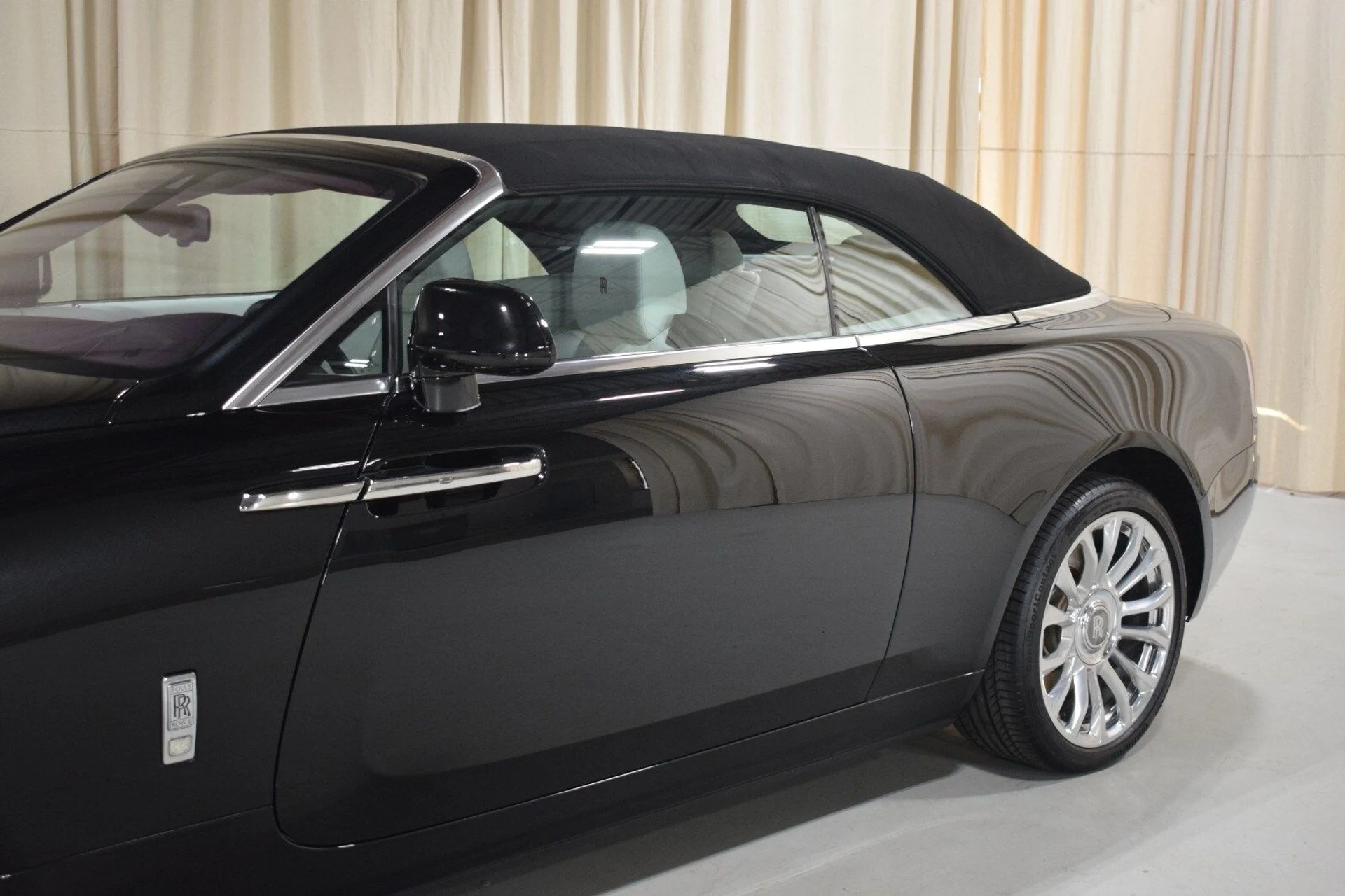 mph004_906634933_b1e0c0899126eaa9477d395552681fa3x_b45808fbdc