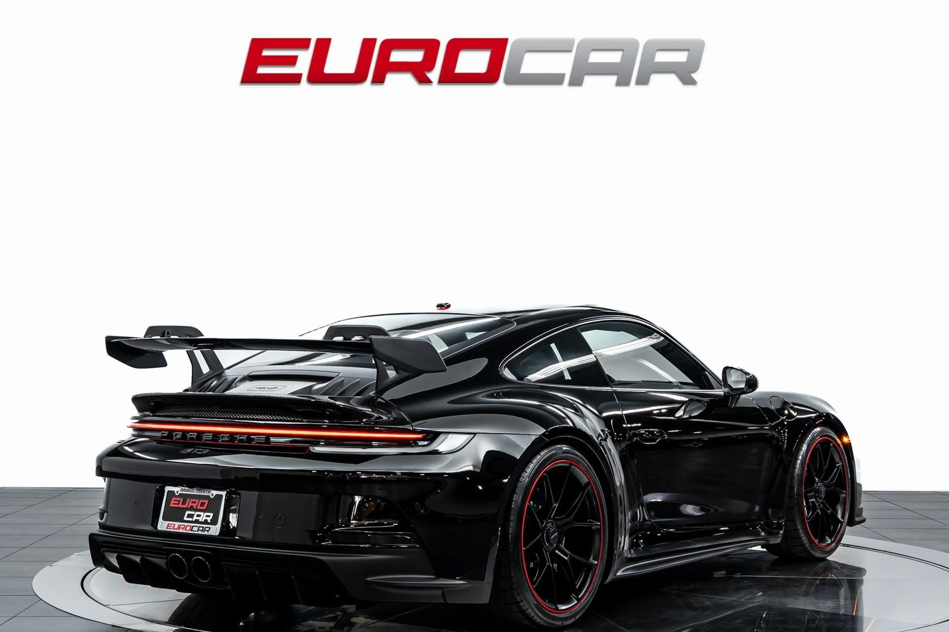 mph004_908535659_image_5_b48fee8c83