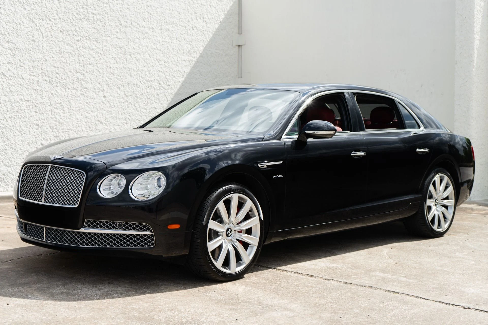 mph004_910703657_Used_2016_Bentley_Flying_Spur_W12_1760989629_38e1de4590