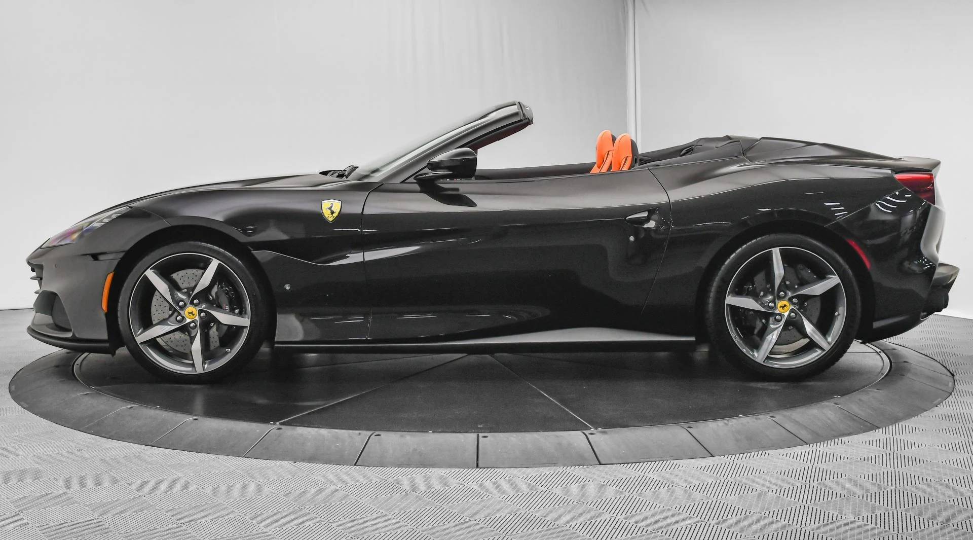 mph004_913059878_Used_2023_Ferrari_Portofino_M_1750320588_72f35e6a58
