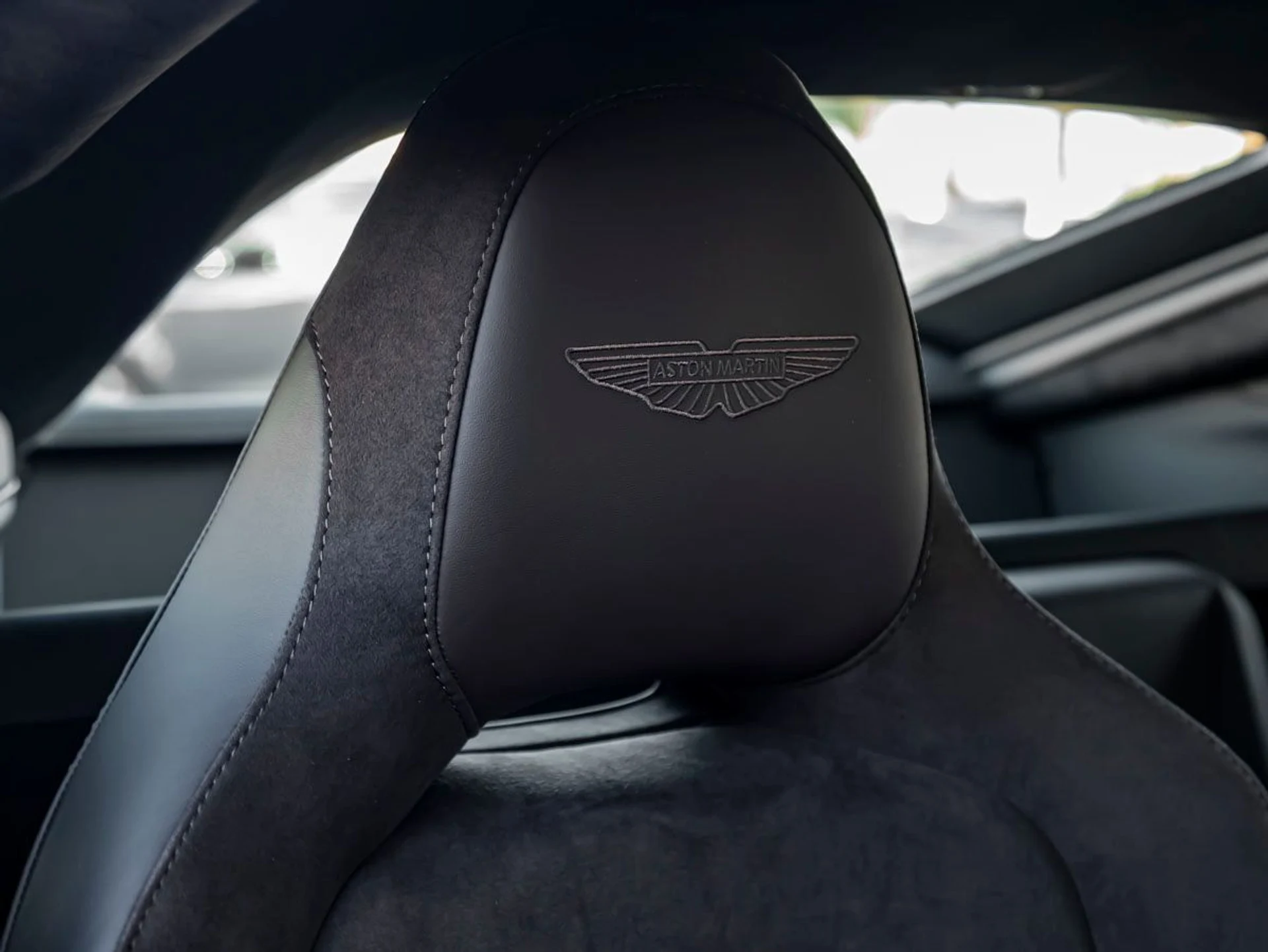 mph004_913482452_5_8d22640245