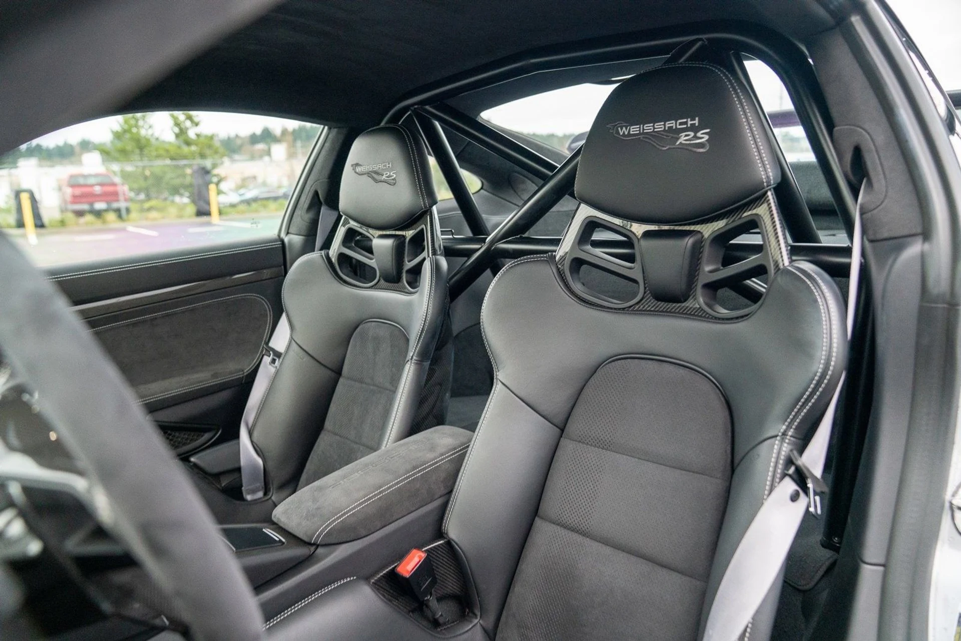 mph004_913979134_9903434bb791aff25dac301a40f00d6bx_c18df8cf35