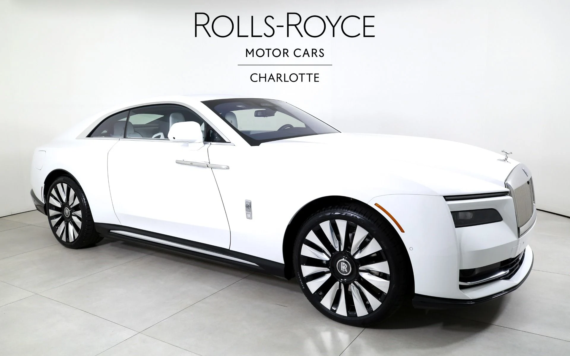 mph004_917742944_Used_2025_Rolls_Royce_Spectre_1781797119_138052701b