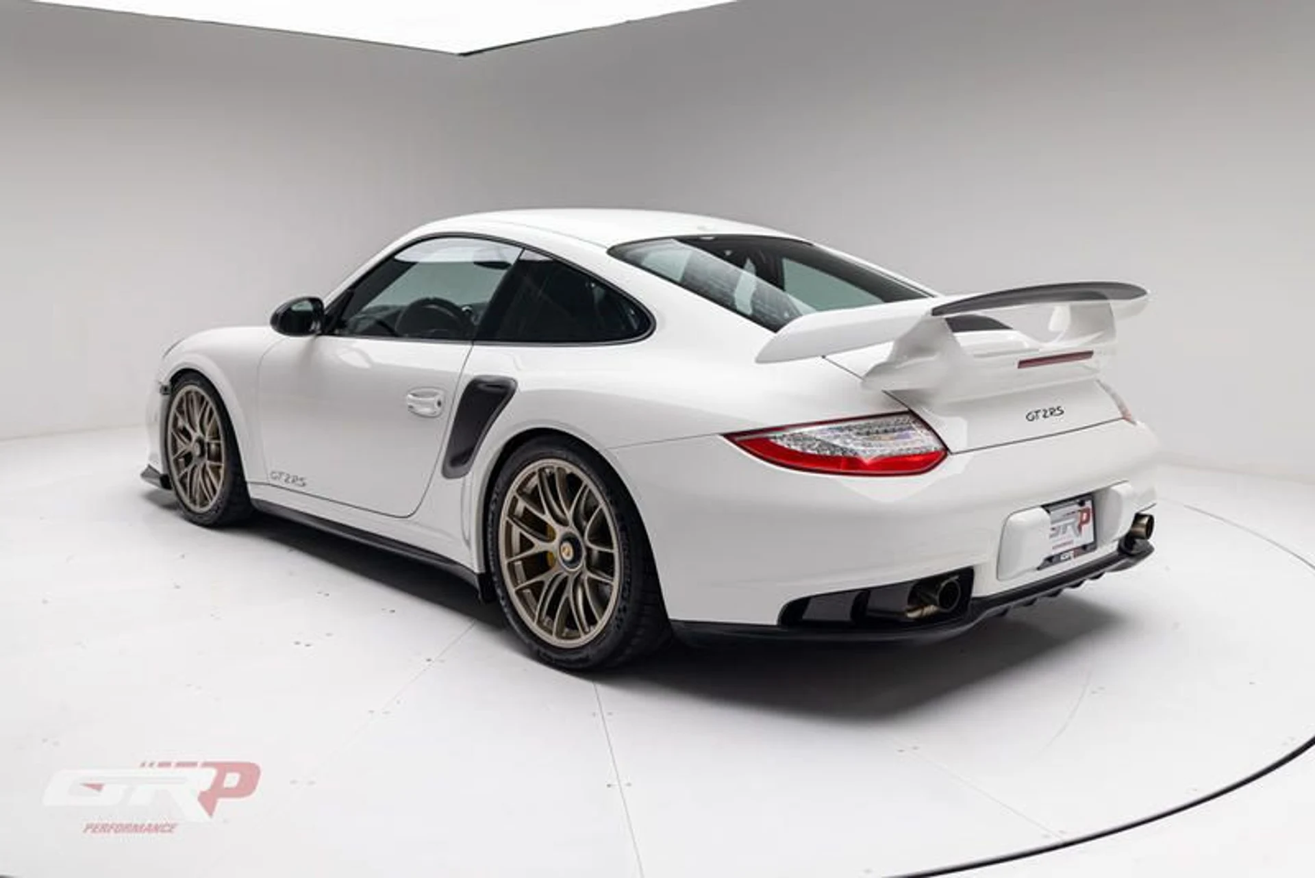 mph004_920929312_9_D382286_A574_40_E0_9997_9_E4_C335_AD_2_DA_16d637b5b7