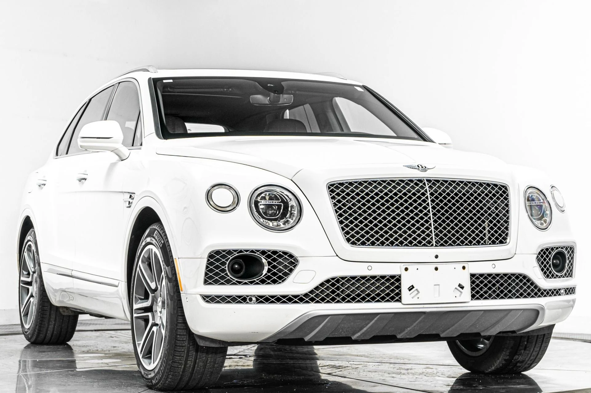 mph004_921614918_Used_2018_Bentley_Bentayga_Activity_Edition_1786648864_320a53d73b