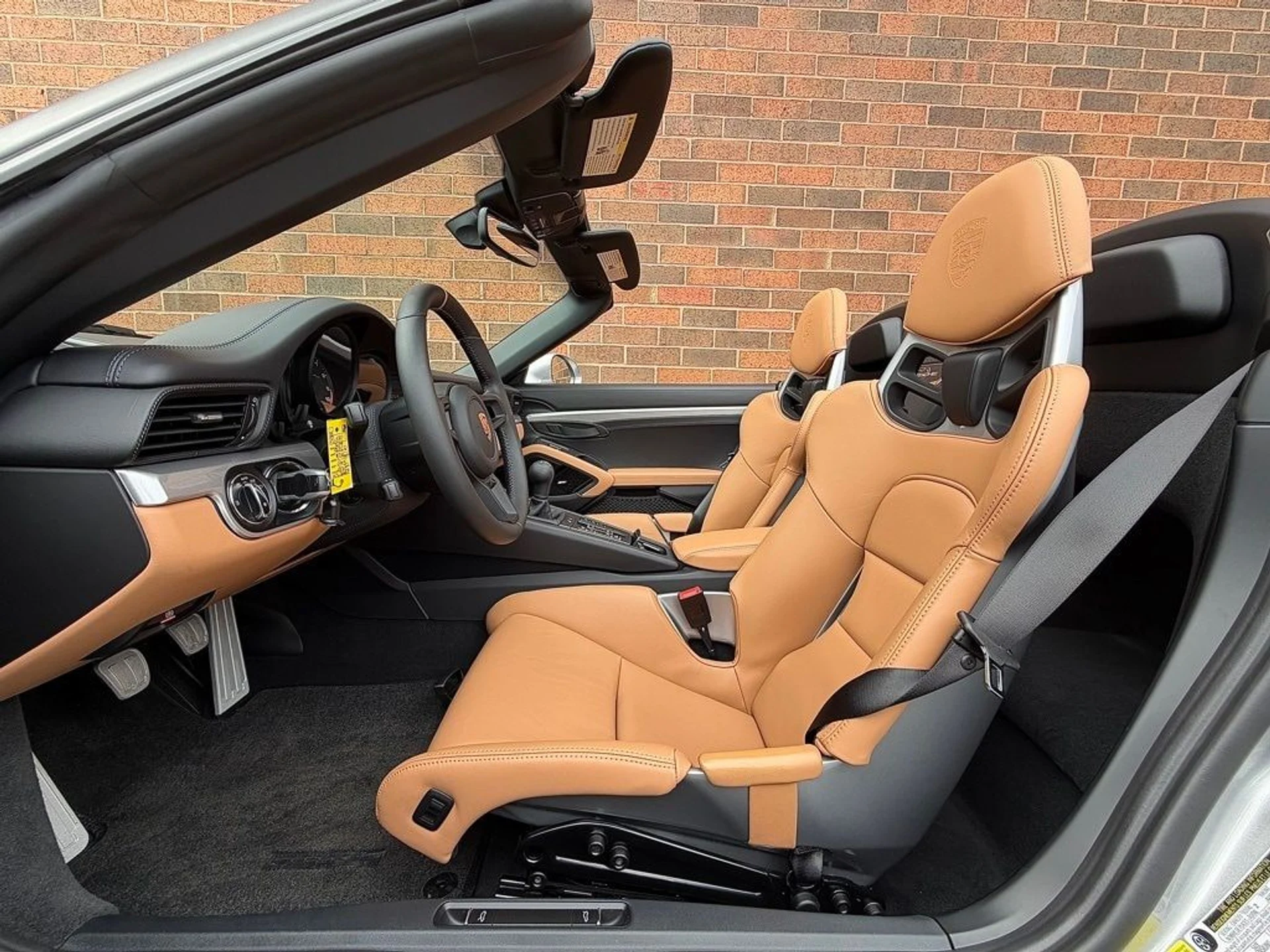 mph004_923803148_605c8f79710e83b5b0fa5fa7fa816b00x_64a199ec15