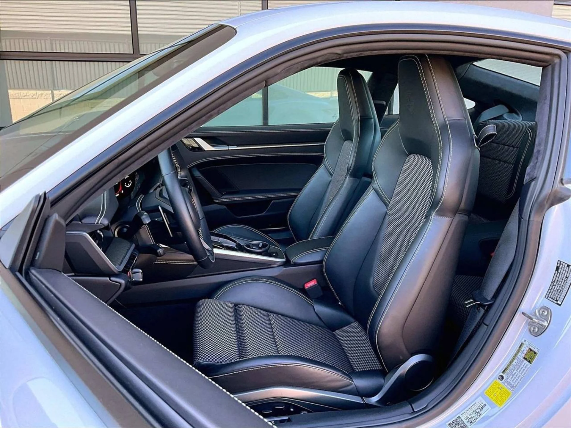 mph004_923876237_1280_610eba7c6a