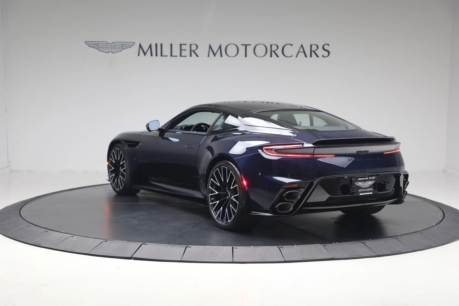 mph004_924483819_New_2026_Aston_Martin_DB_12_S_1780512409_3d3ad6a00d