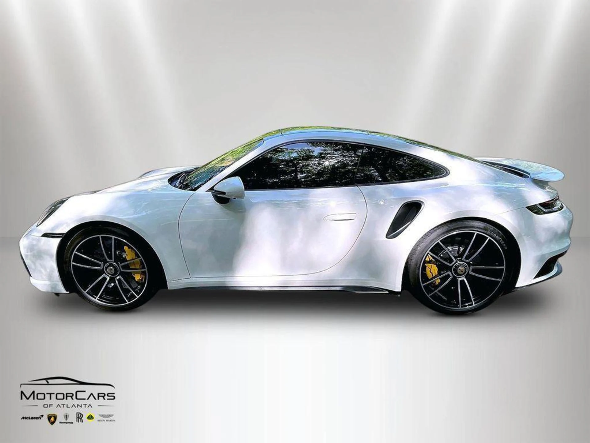 mph004_926508418_q8_E7_0_Yq_UHX_58bv_B0_X3k_R3zx0o_0d564f5b3a