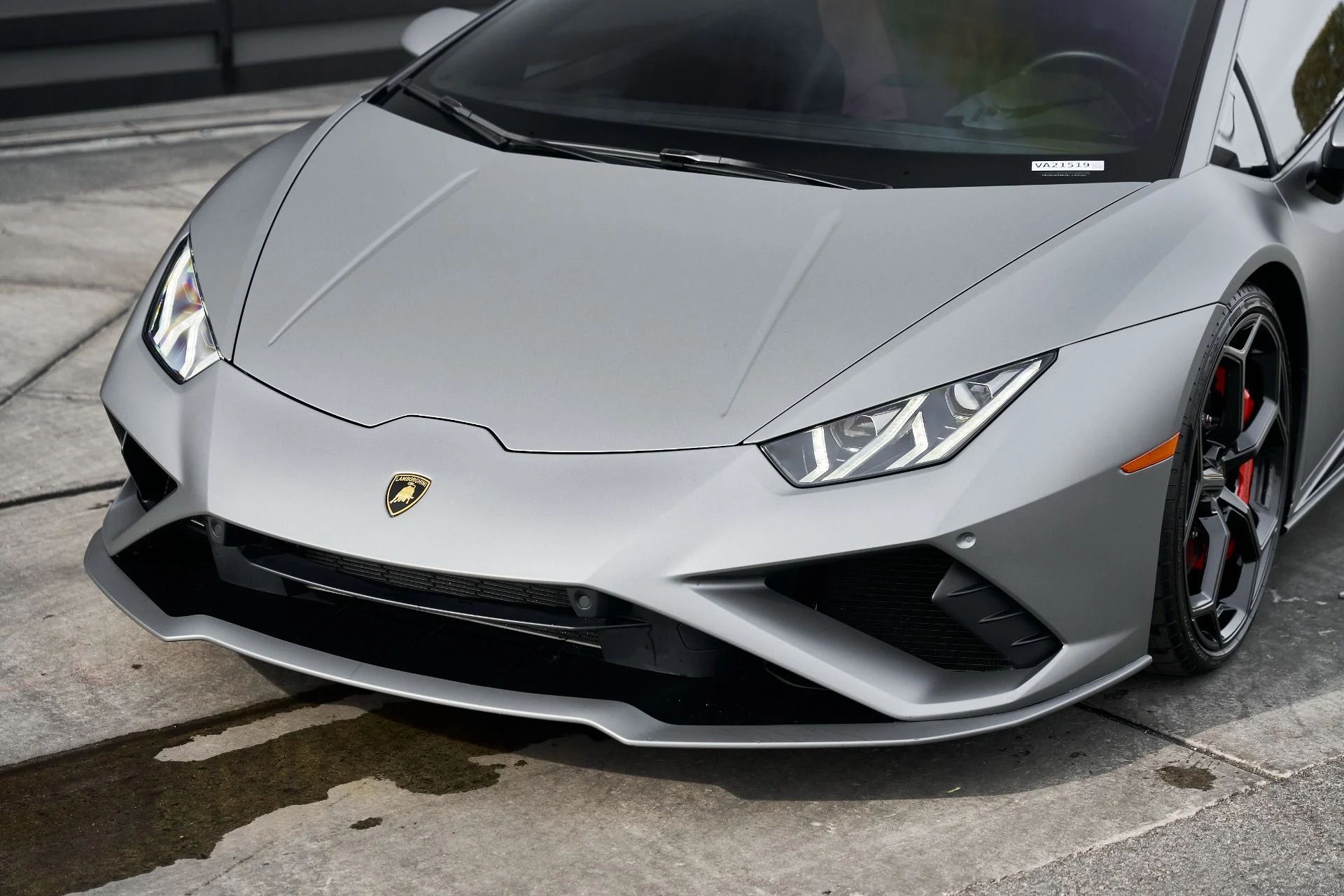 mph004_92721111_Used_2023_Lamborghini_Huracan_EVO_Base_1769048992_6183202e18