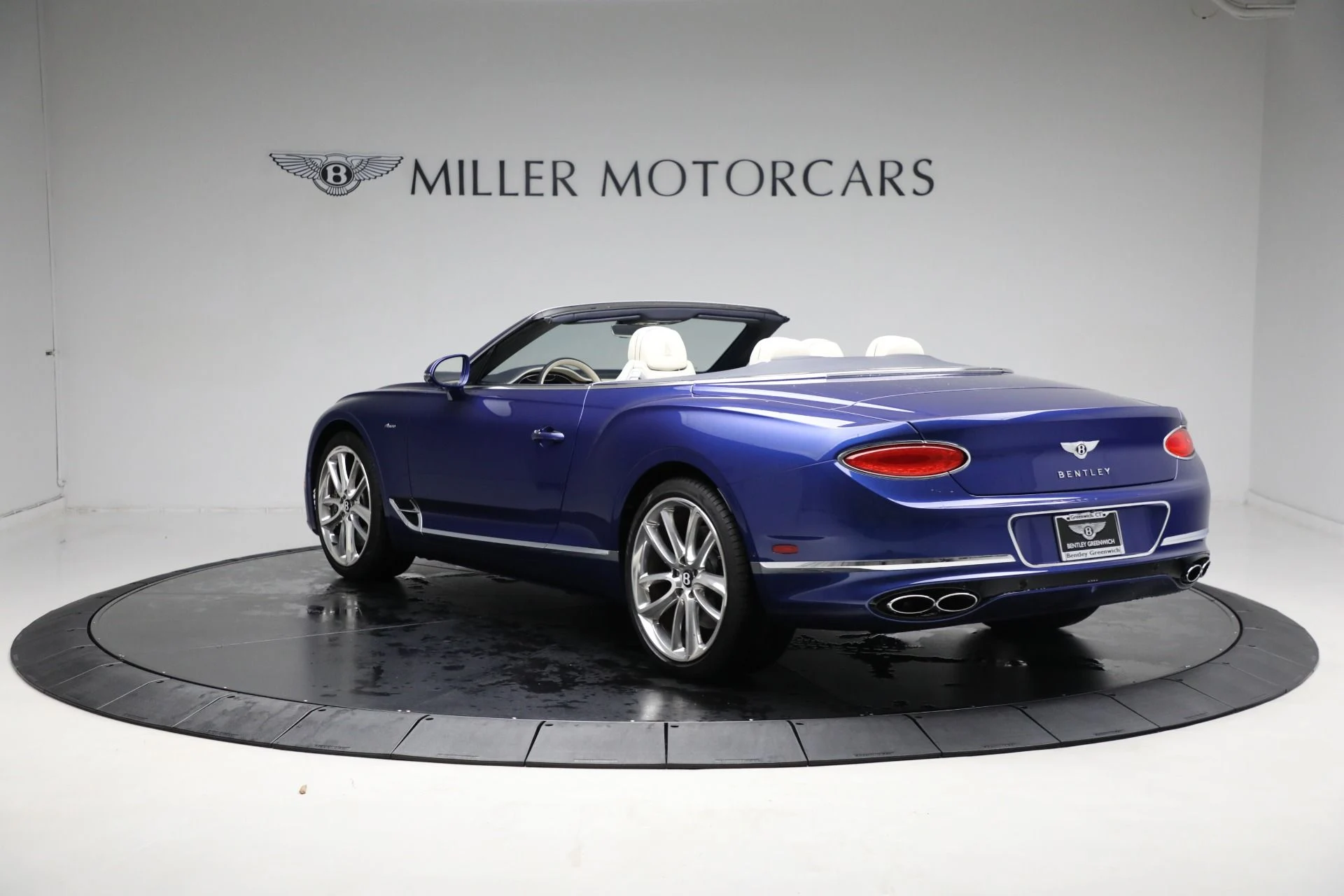 mph004_932983182_Used_2023_Bentley_Continental_GTC_Azure_V8_e4c774e9ba