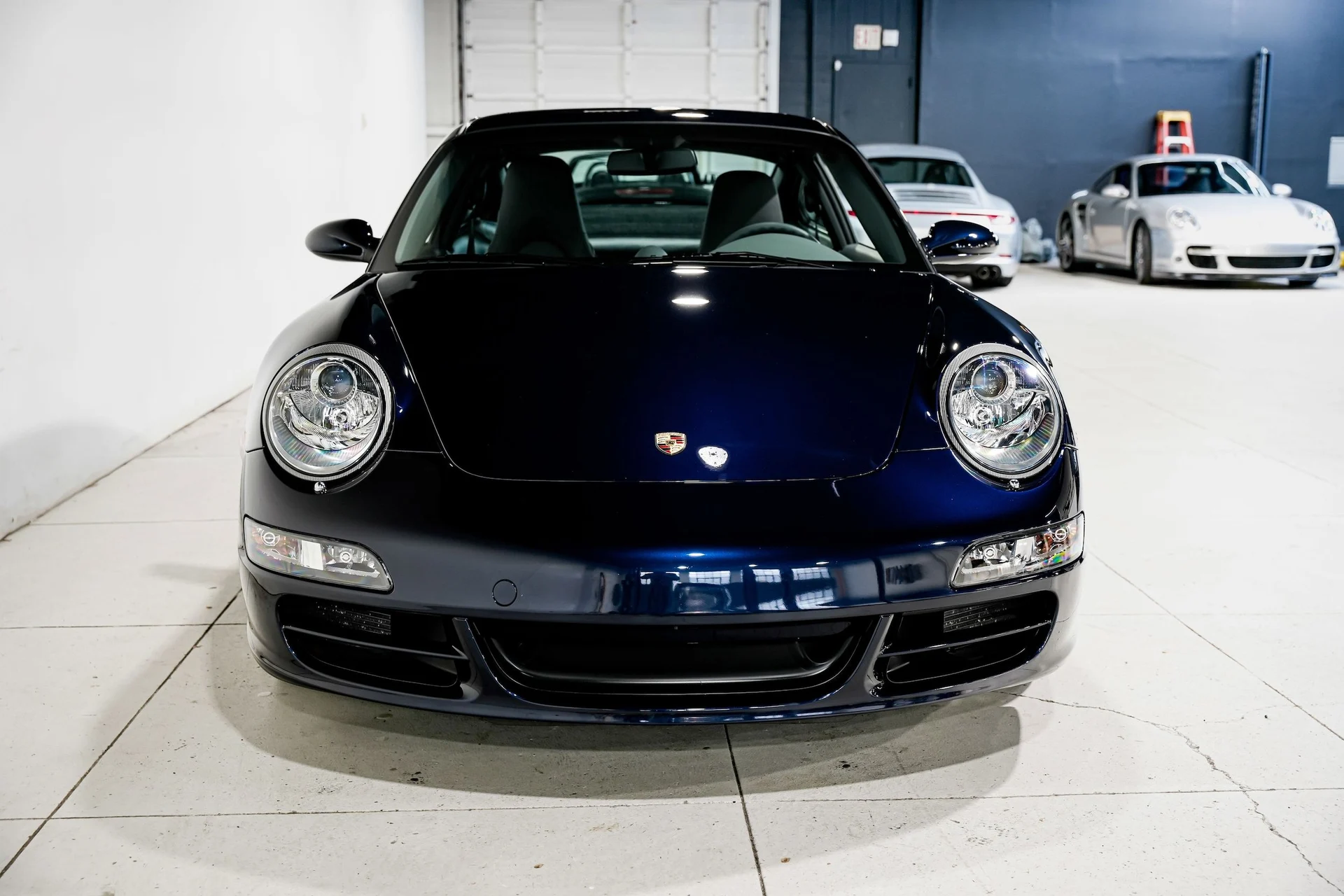 mph004_933837238_47cf5ddc3597e3b9d9b6d35db3ca4056x_b562bd075d