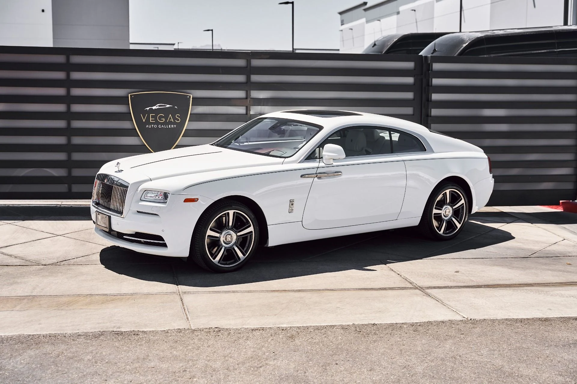 mph004_94838983_Used_2014_Rolls_Royce_Wraith_Base_1782842372_8ad60370ad