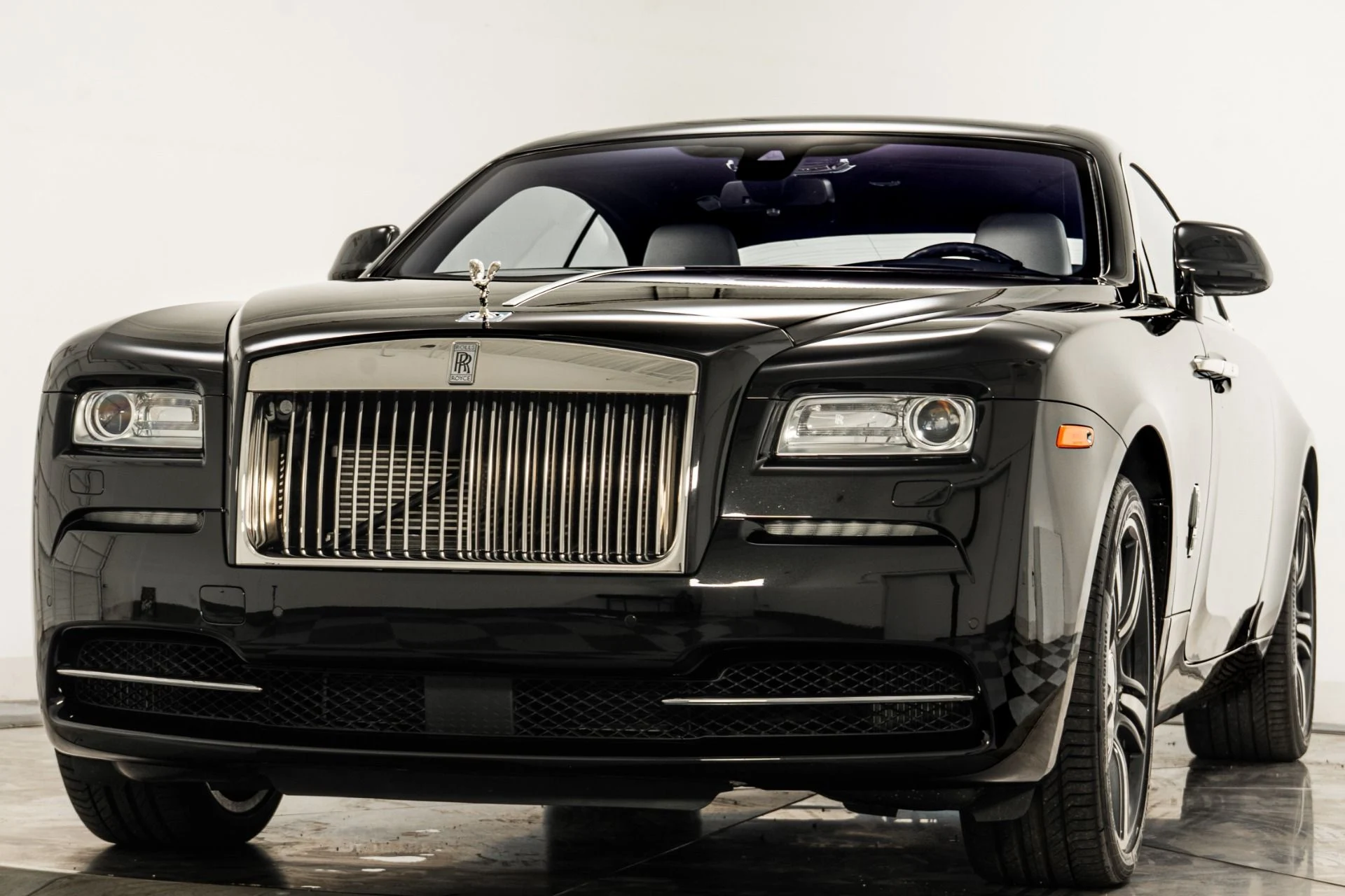 mph004_952122610_Used_2016_Rolls_Royce_Wraith_1759423730_0d3939782b