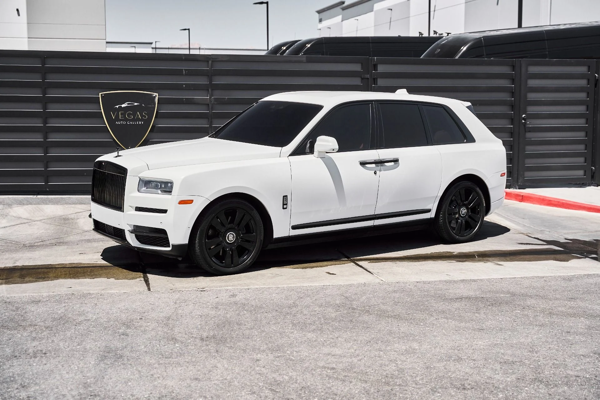 mph004_954654115_Used_2020_Rolls_Royce_Cullinan_Base_1780008663_8f84553c95
