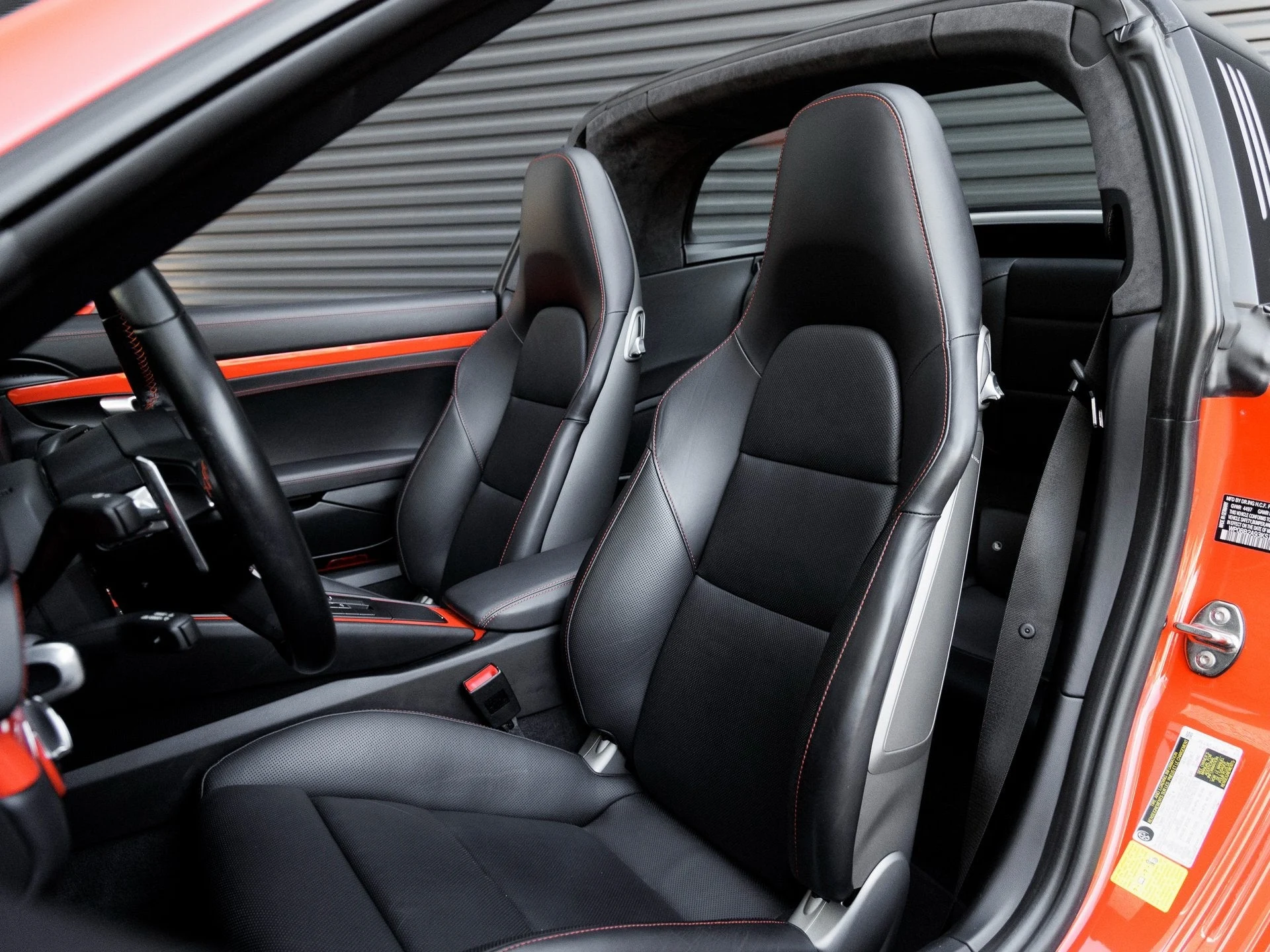 mph004_963396498_5_fc8b63f3ca