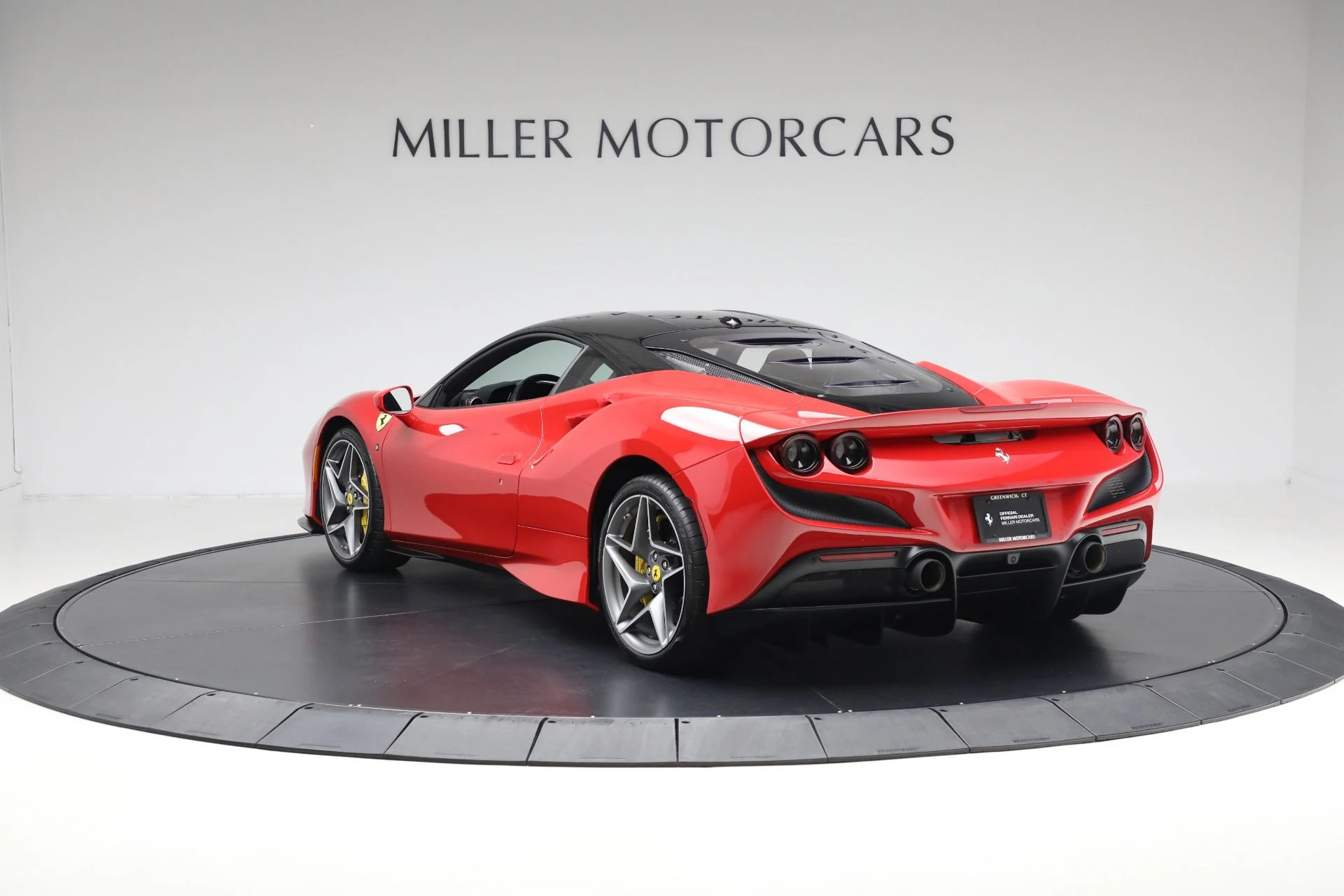 mph004_963891911_Used_2021_Ferrari_F8_Tributo_ba82e88fad