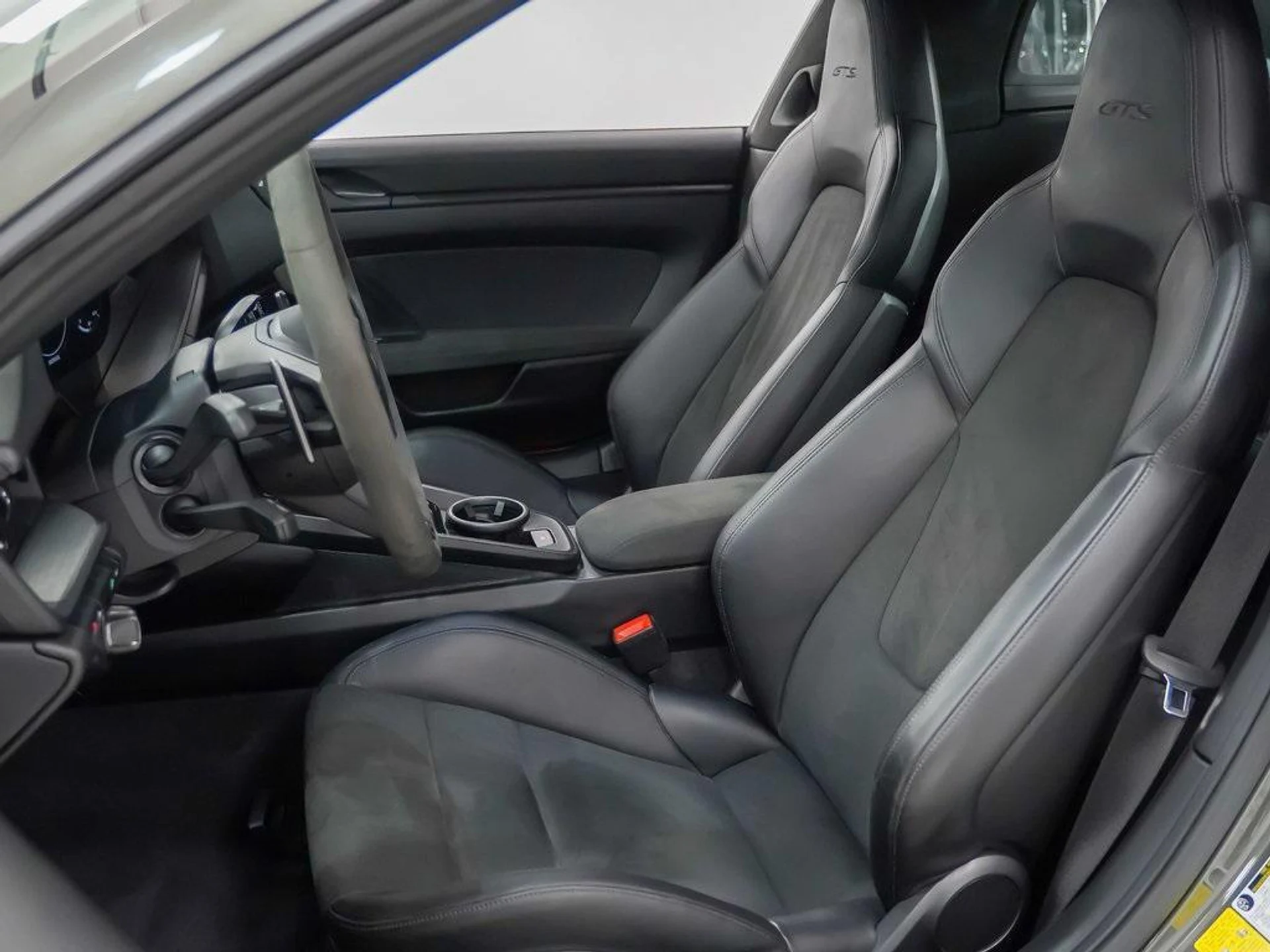 mph004_965940996_Jz_QD_Xd_O_mxbo70fkrr_UJCOY_4li_E_b76d2baa01