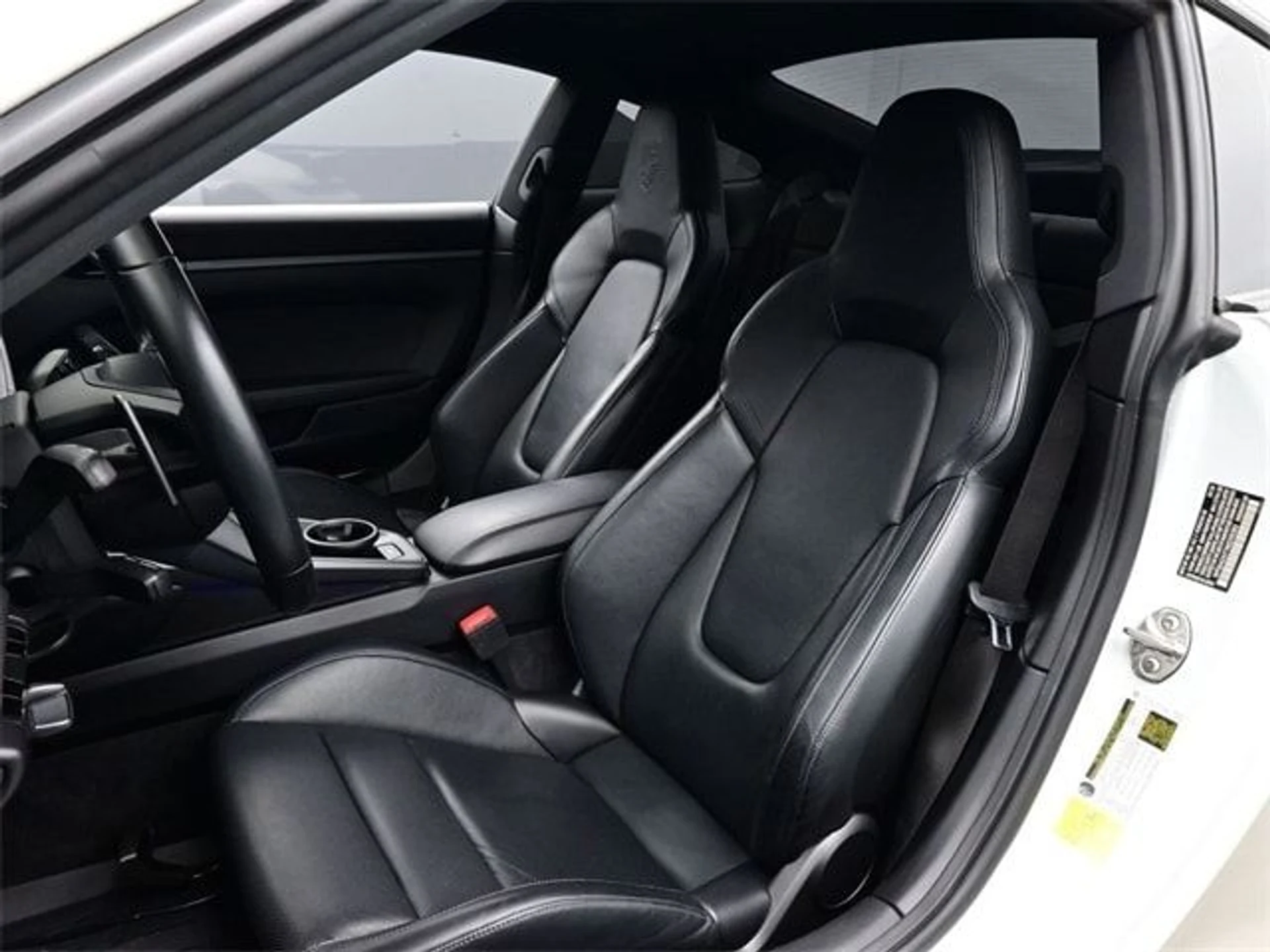 mph004_966901161_87c917b223e1a5457a60fb6e04cfca3ex_4d979d670d