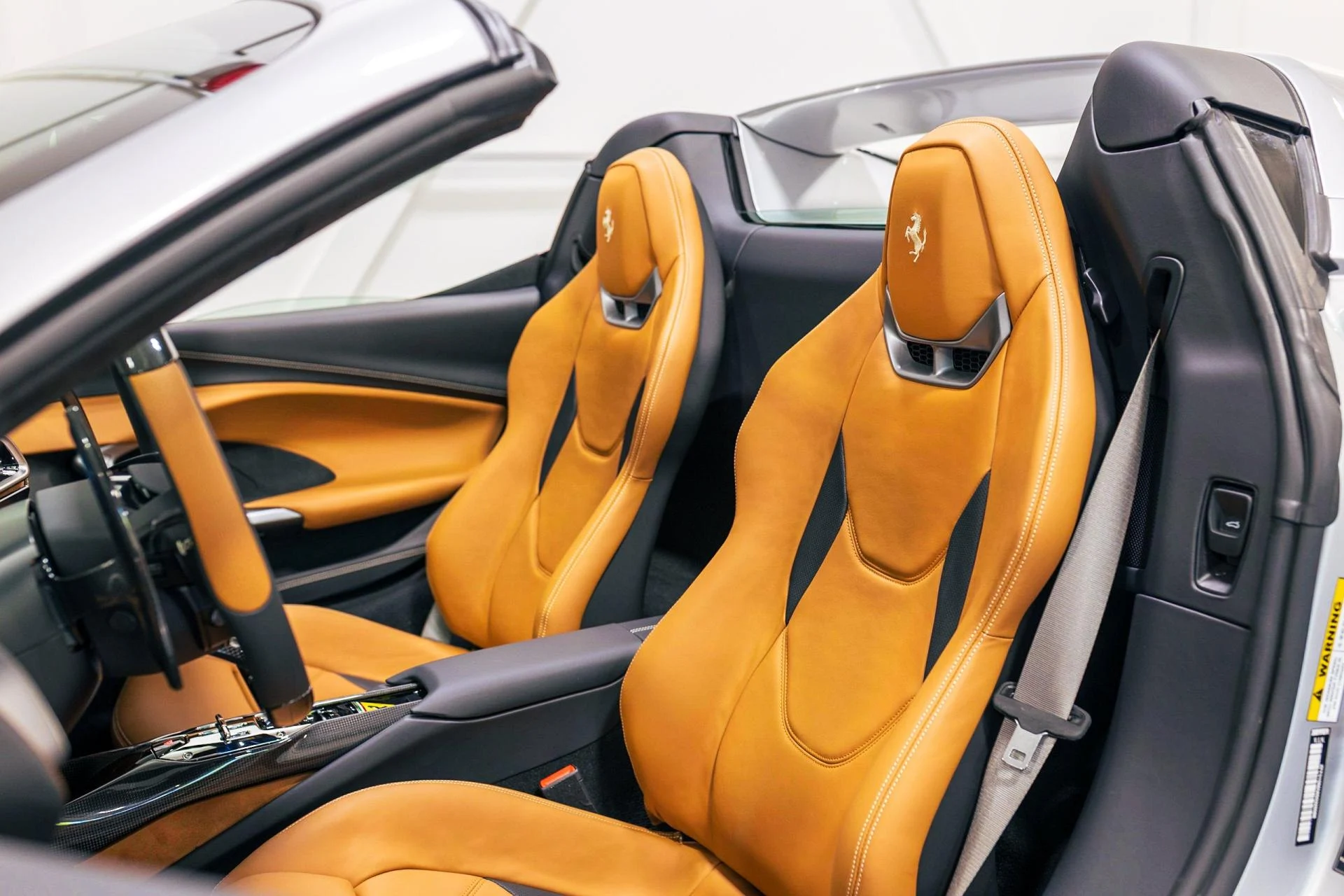 mph004_968108932_Used_2025_Ferrari_296_GTS_Base_1785844798_70602ad1e0
