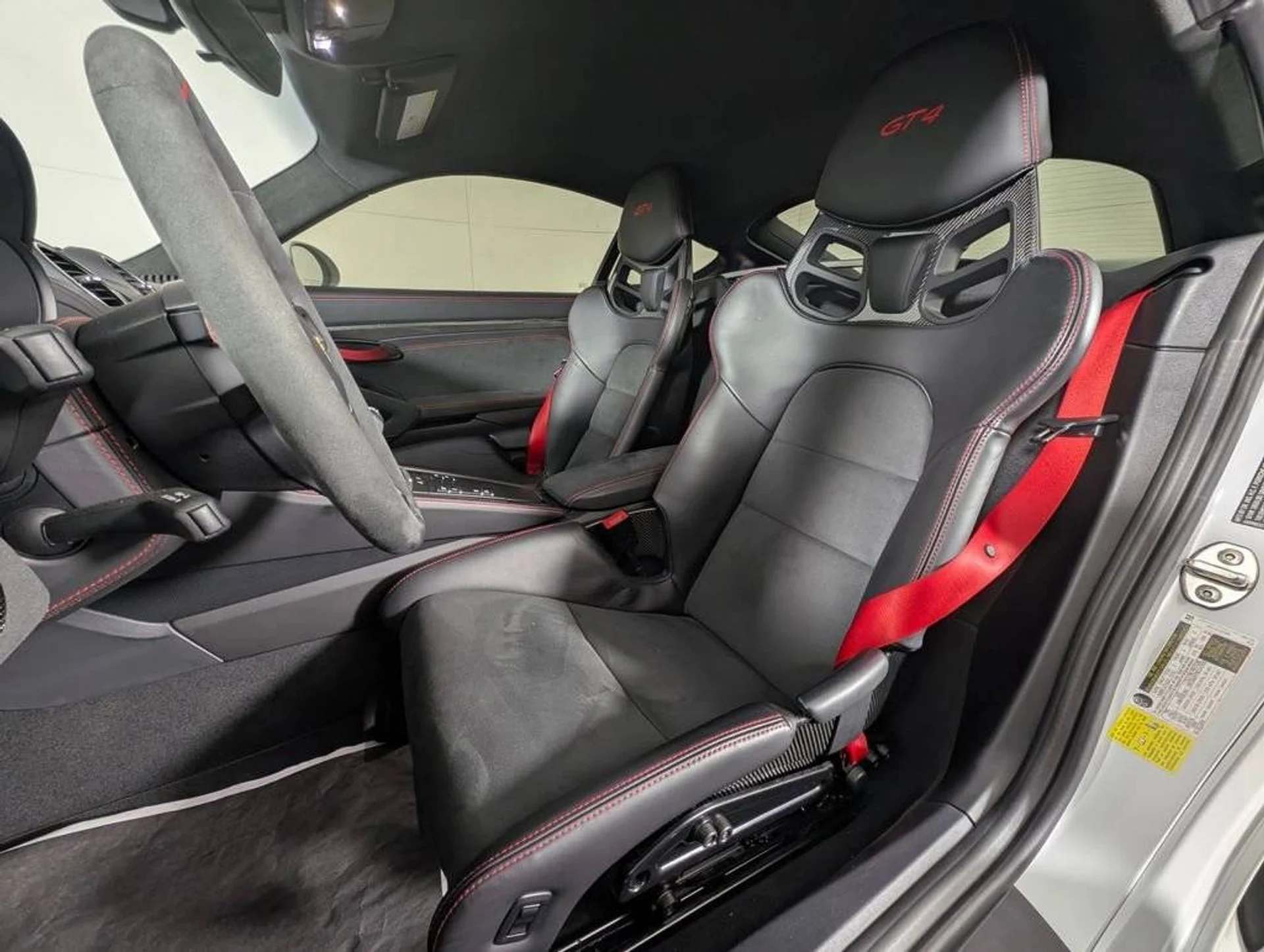 mph004_96813625_1280_1d19a686bc