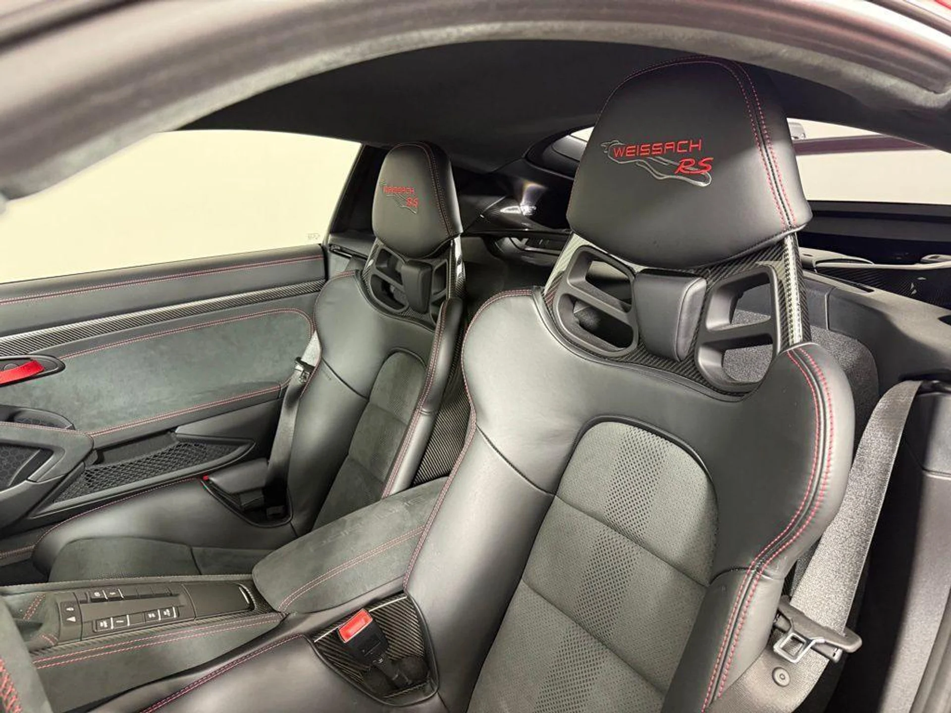 mph004_969655815_3_M_Fjl_Gy8_km_H_Qfmoi4s_Frp_On_OY_6d659c9c06