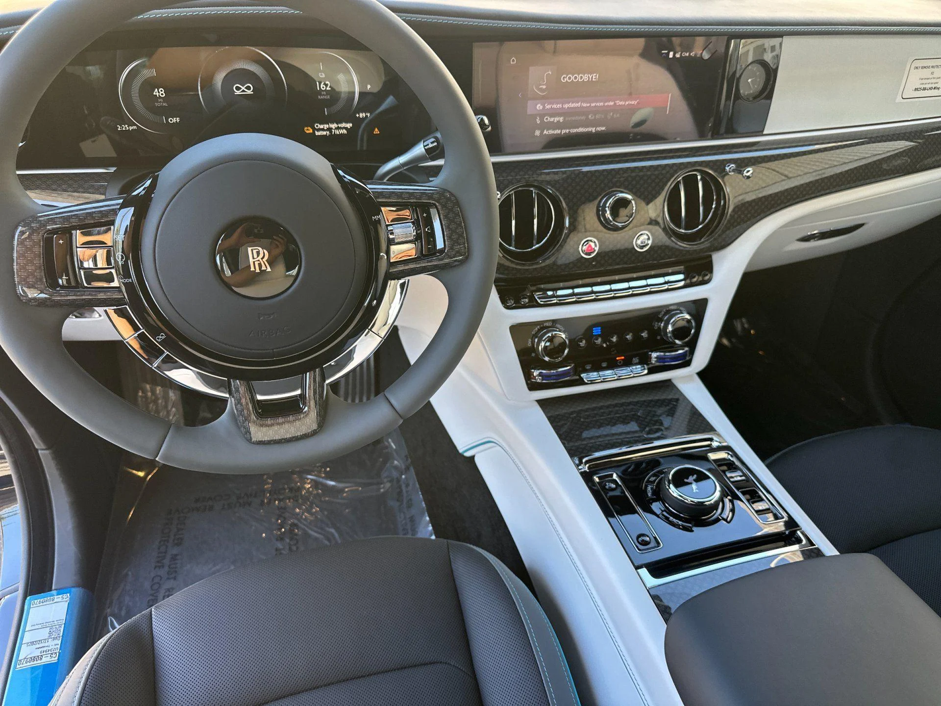 mph004_973803536_New_2026_Rolls_Royce_Spectre_Black_Badge_1773996528_89a4403c09