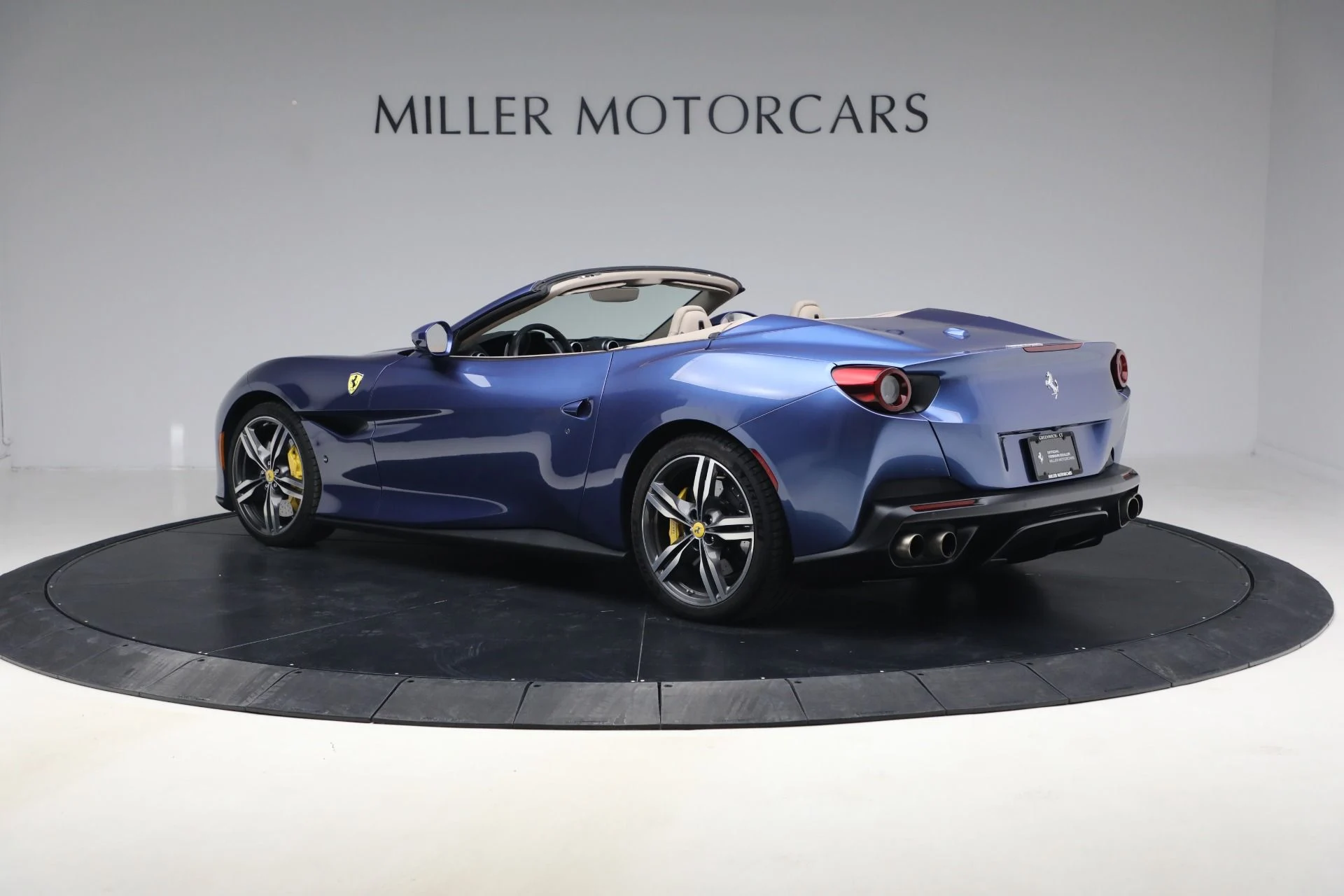 mph004_974032783_Used_2020_Ferrari_Portofino_1771280050_b1772885da