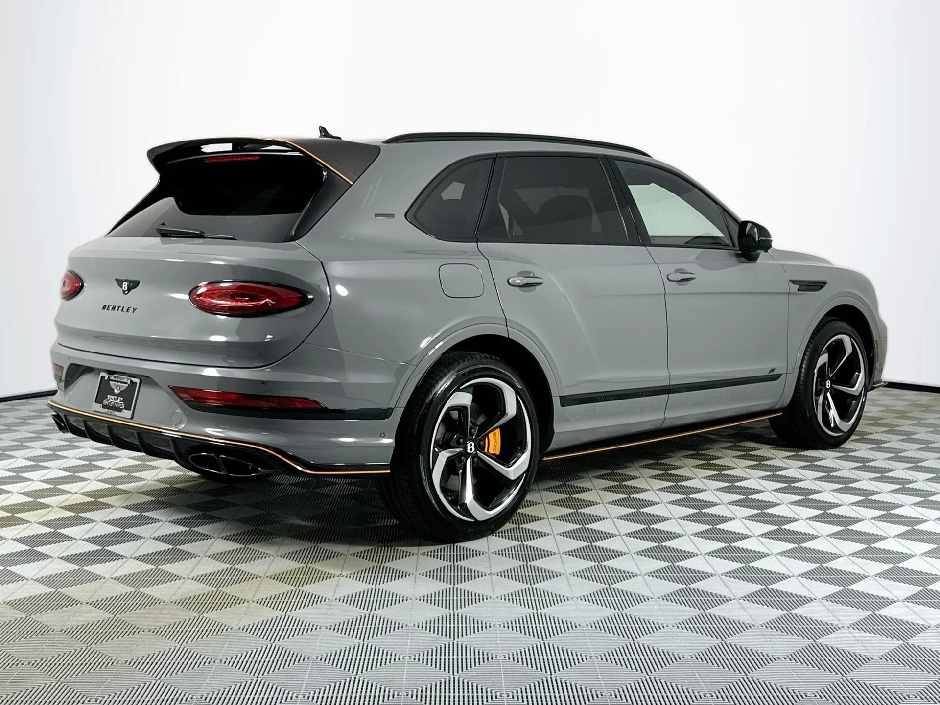 mph004_976434263_5_9b87a77eb8