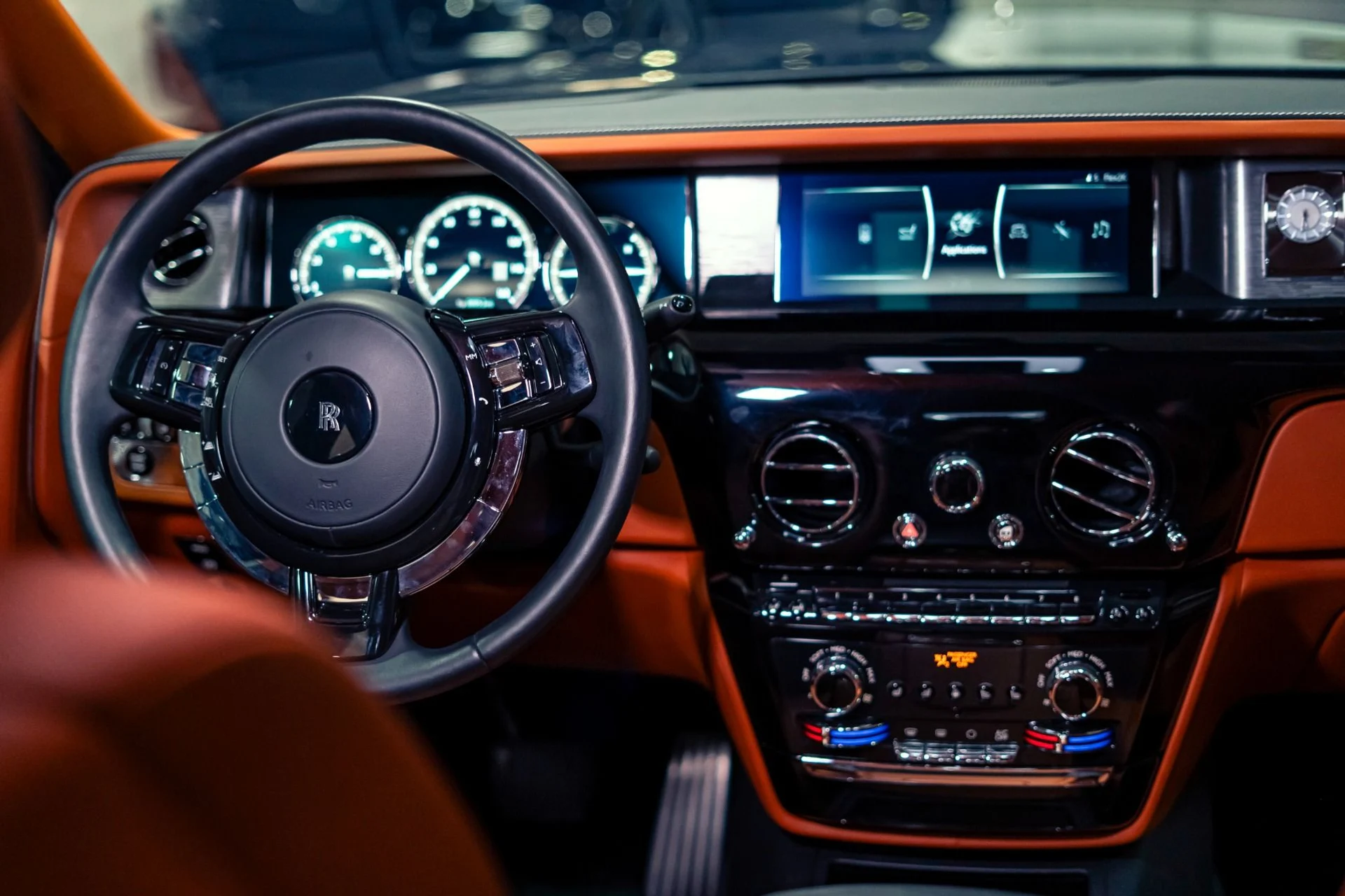 mph004_984573190_Used_2018_Rolls_Royce_Phantom_Mansory_Edition_1780351839_4abc900c5a