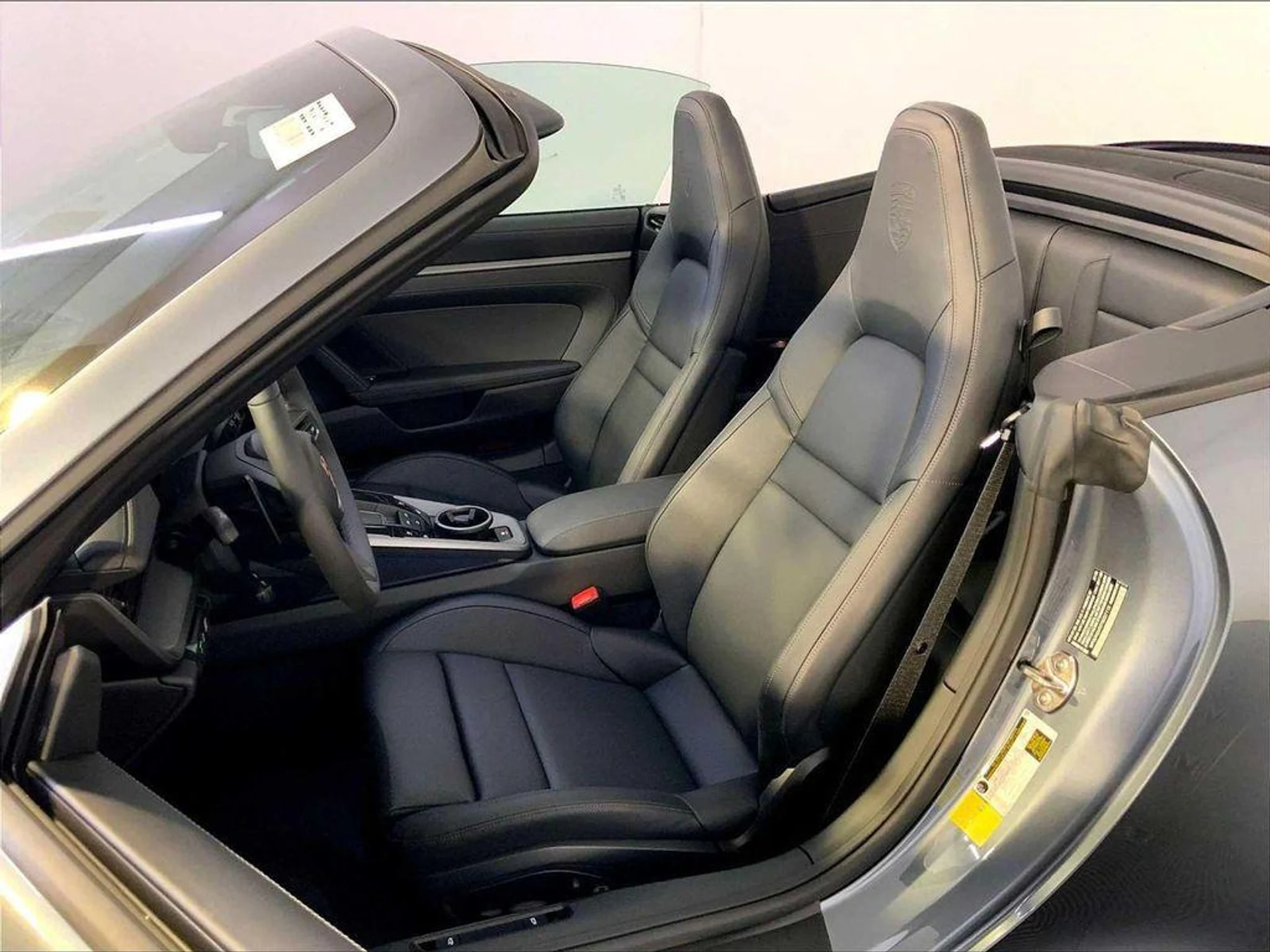 mph004_989765220_Ib_NX_Sq_H4_T8xt230a29_Snm_Zhf_U_2fe7597de4