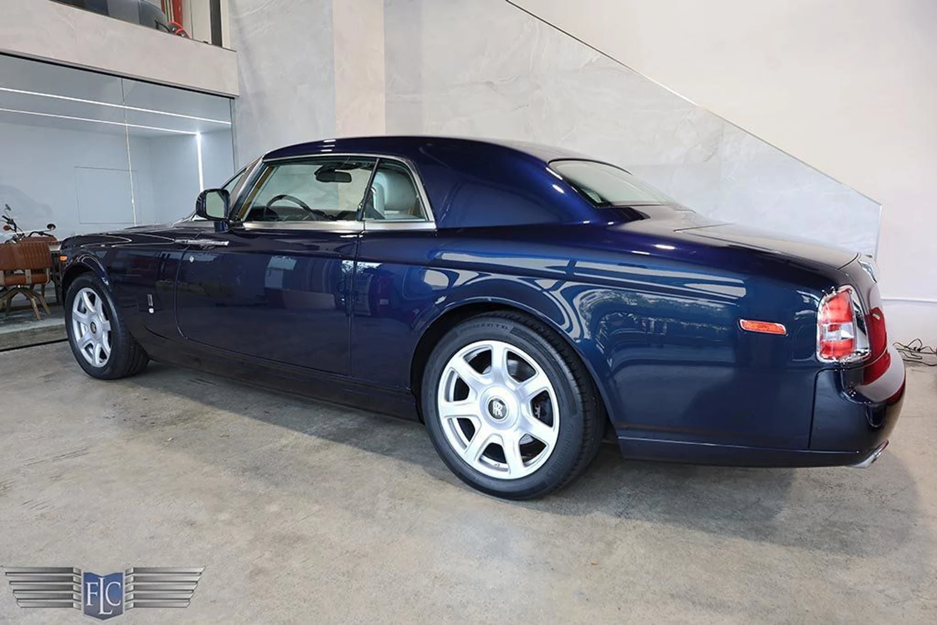 mph004_991558189_used_2010_rolls_royce_phantom_coupe_2drcoupe_9689_23032894_5_1024_0d0c42472d