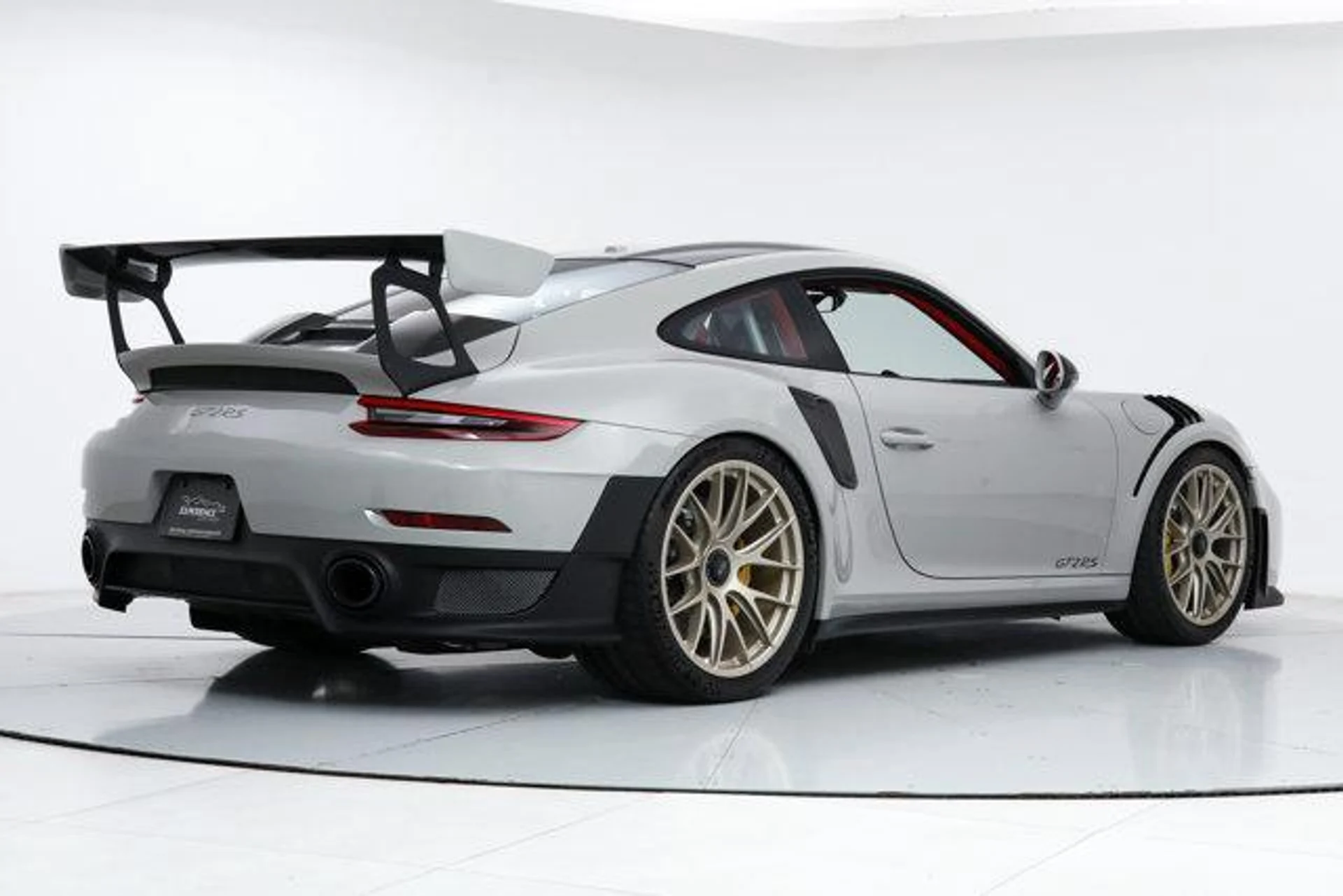 mph004_992555989_Uiy_CSX_2w2g_P5_H7y_U_Kj61_SB_2_FO_98_abecf4b18e