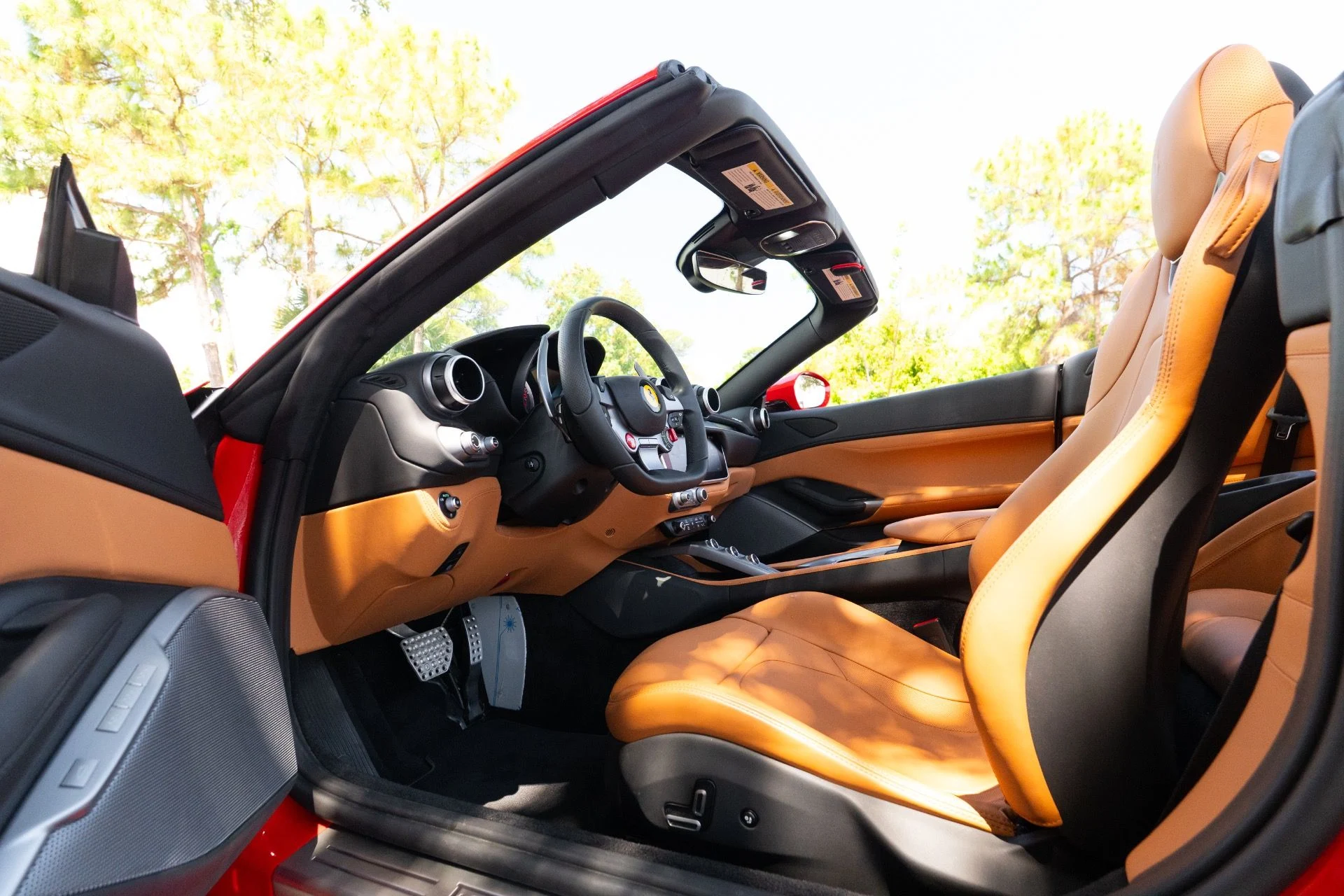 mph004_995806159_Used_2023_Ferrari_Portofino_M_1778867295_d4a2c71c0a