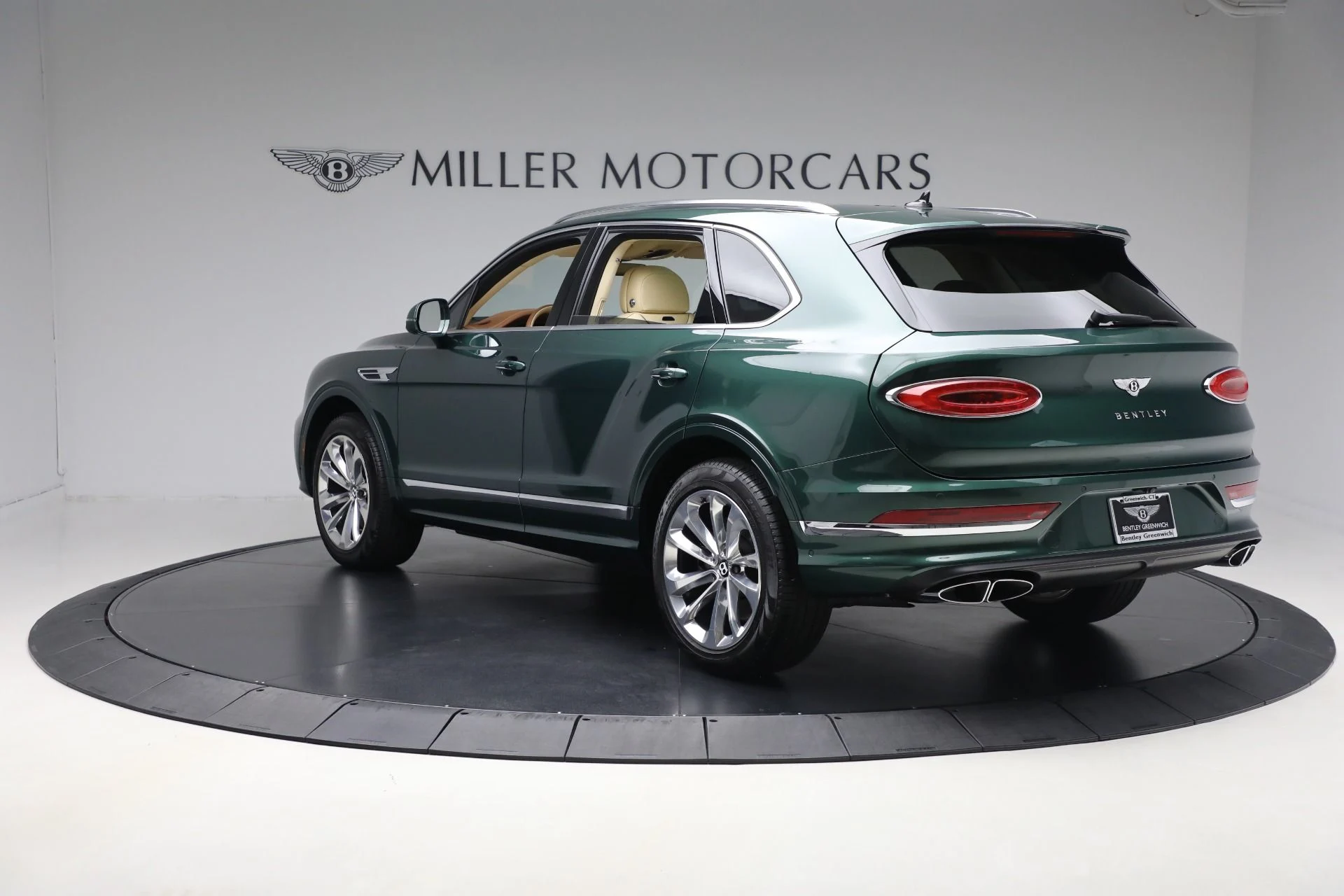 mph004_996492685_Used_2023_Bentley_Bentayga_V8_b685dc4339
