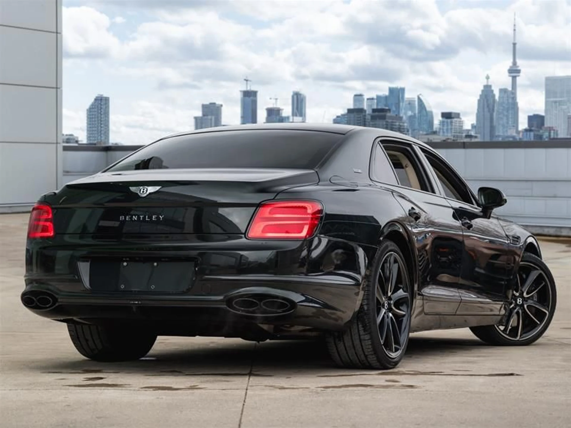 mph004_996881920_ivzl4yw1_24228cab81