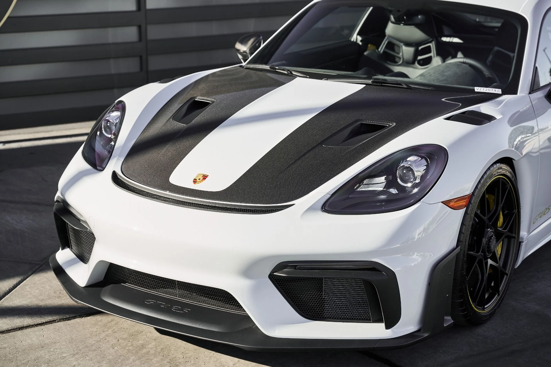 mph004_997094504_Used_2025_Porsche_718_Cayman_GT_4_RS_1766025463_423e6cdac4