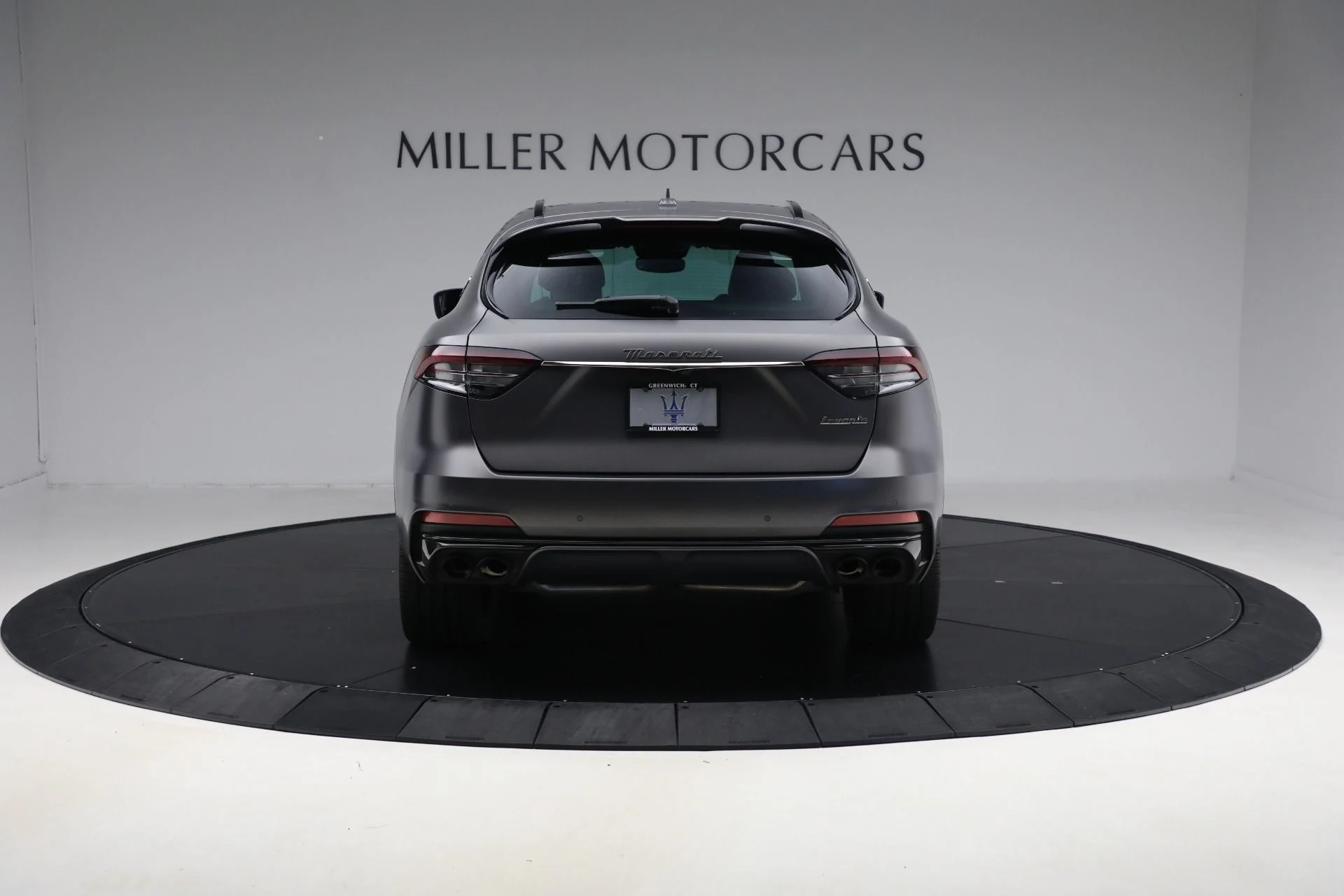mph005_1001546932_Used_2022_Maserati_Levante_Trofeo_76ddfe81ab